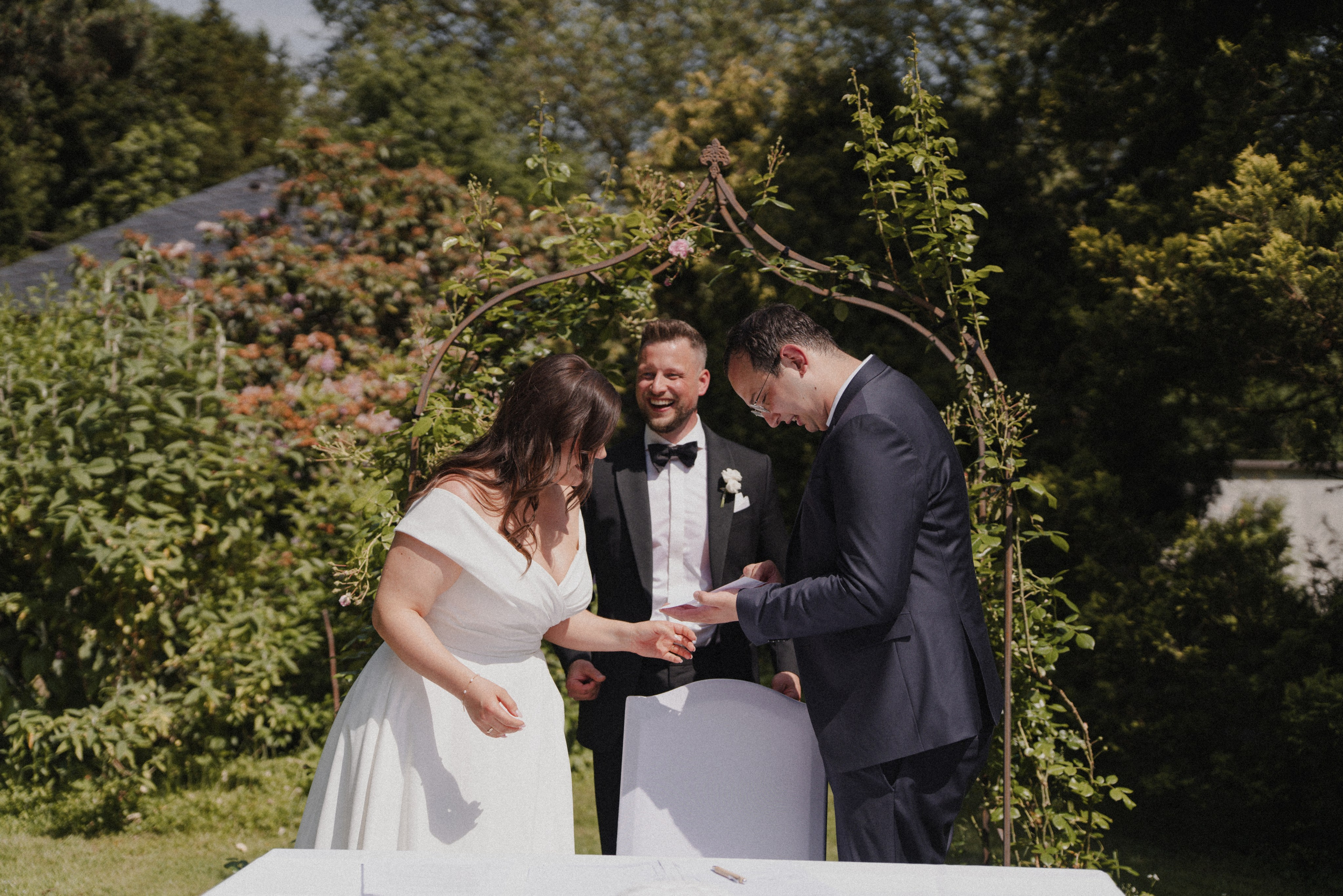 Jessica & Felix I Gesellschaft Harmonie Bochum. Hochzeitsfotografin Bochum | Halyna Reiche Fotografie NRW