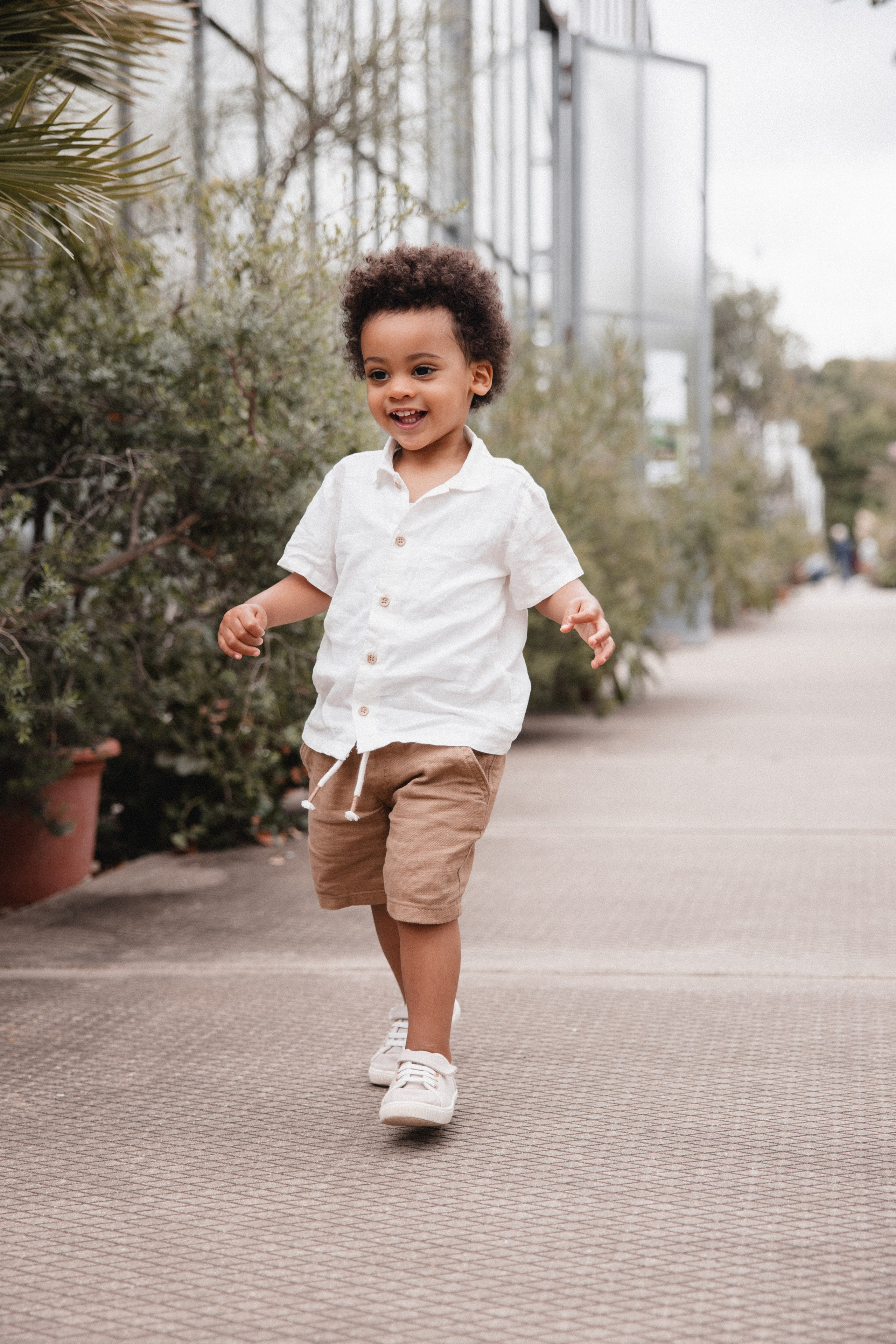 Babybauch Shooting im Botanischen Garten Bochum | Reiche Fotografie. Hochzeitsfotografin Bochum | Halyna Reiche Fotografie NRW