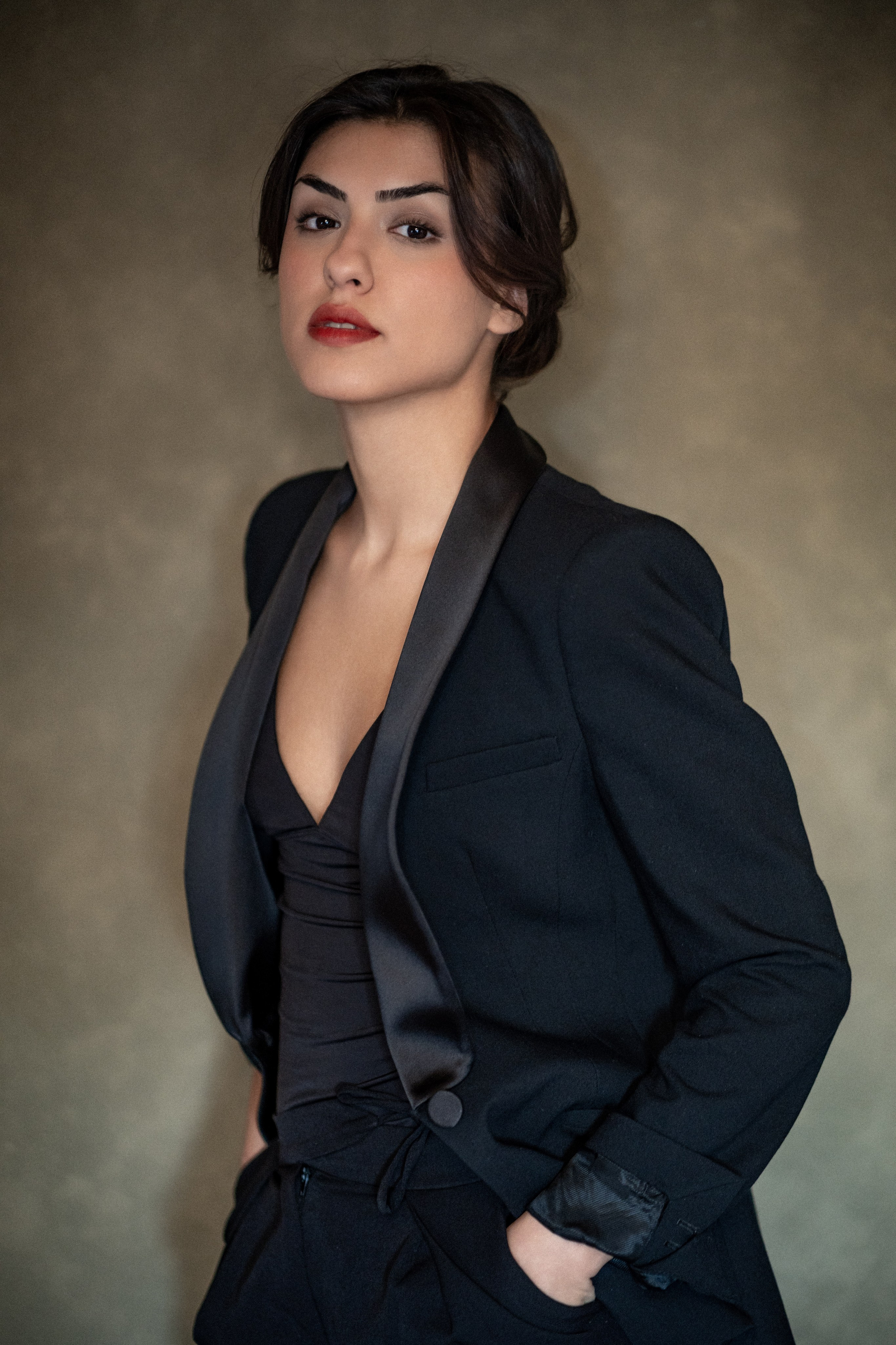 GÖKÇE. Portrait photographer in Germany and all over Europe Mischa Blank