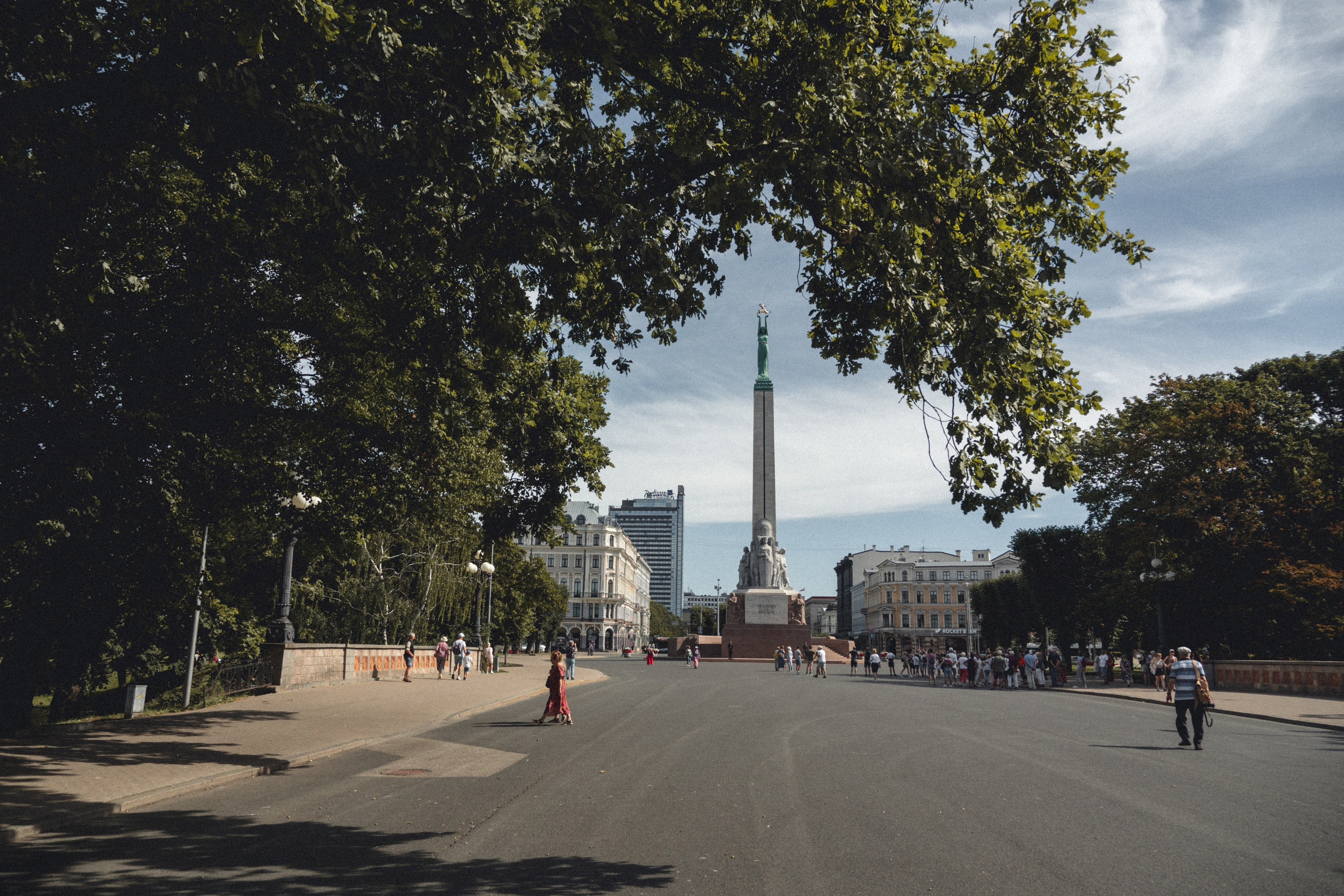 Voyage à Riga. Photographe sur Cote d’Azur. Portraits de familles, couples, enfants, événements