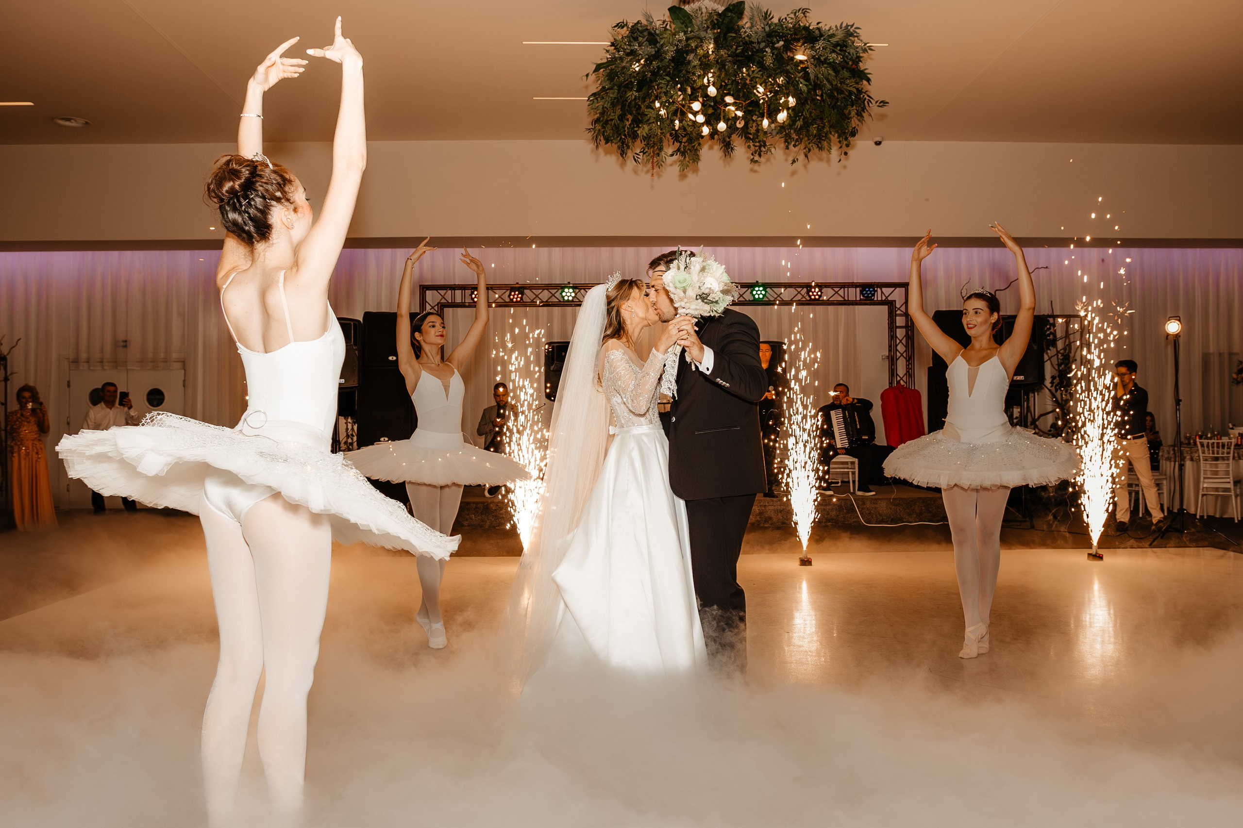 Cristina si Cristian. Ionut Brehuescu — Fotograf