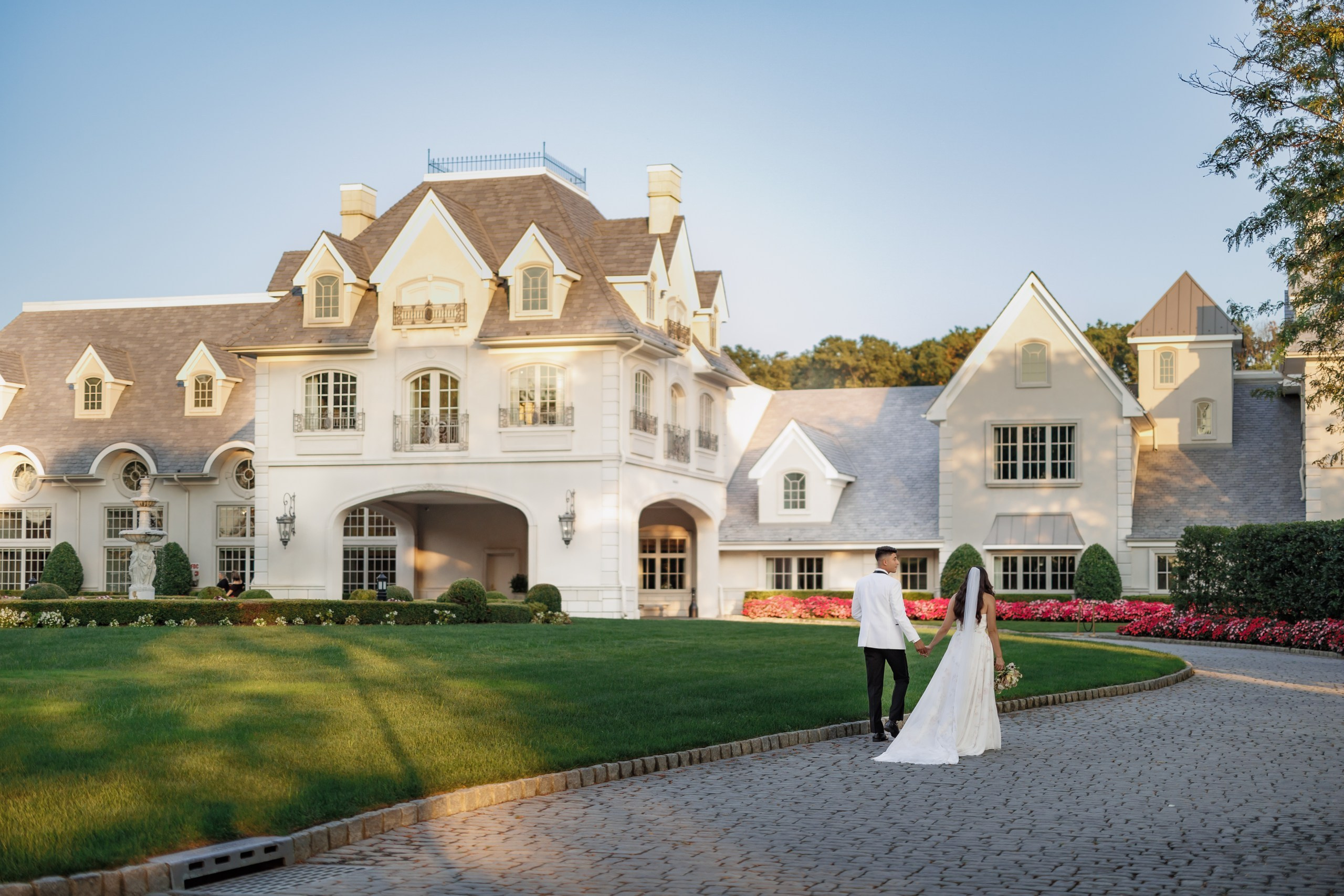 Park Chateau. Luxury Wedding Photography and Cinematography