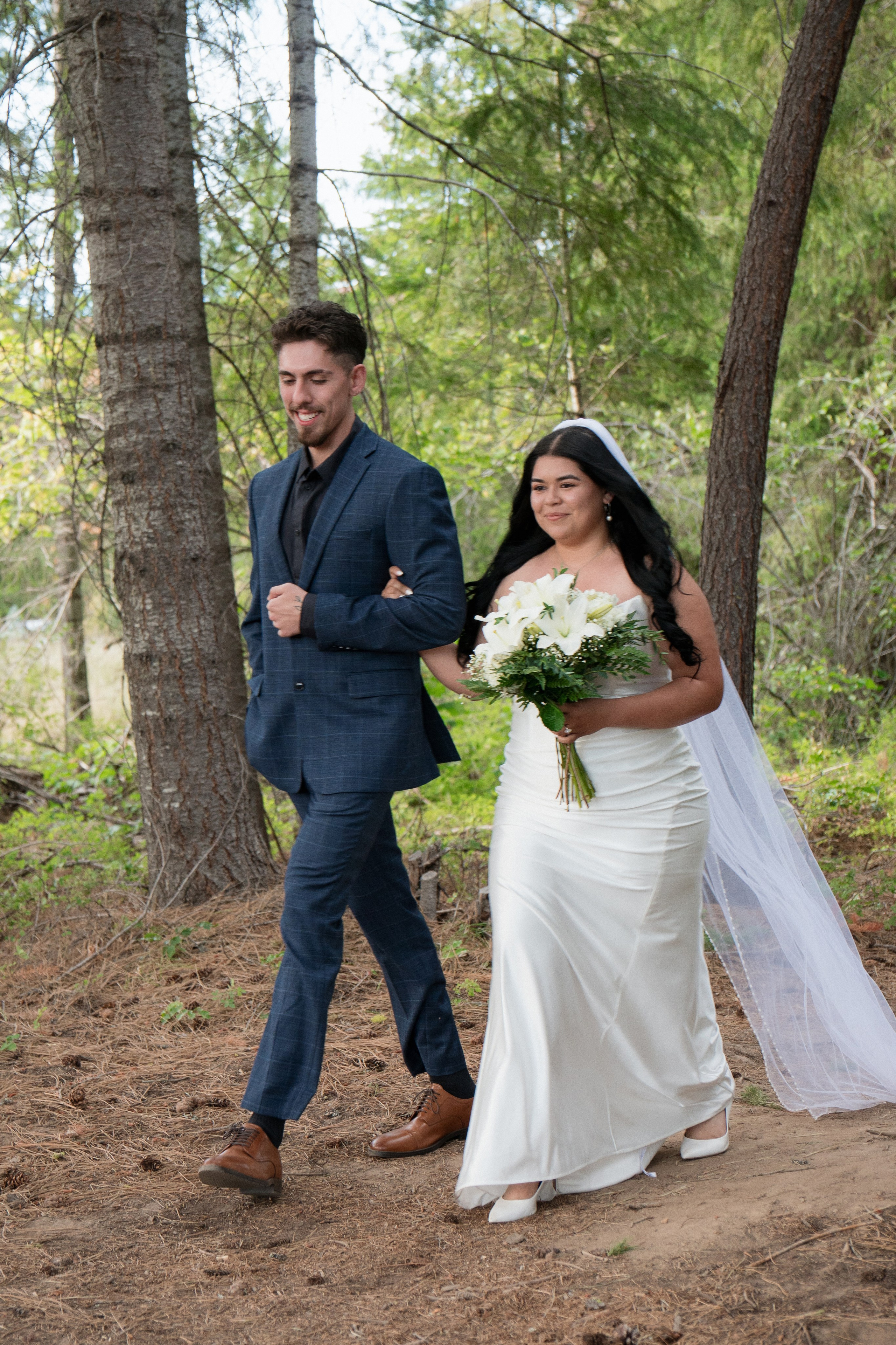 Guilianna and Jay | Intimate Wedding. Photographer in Washington Sophia D