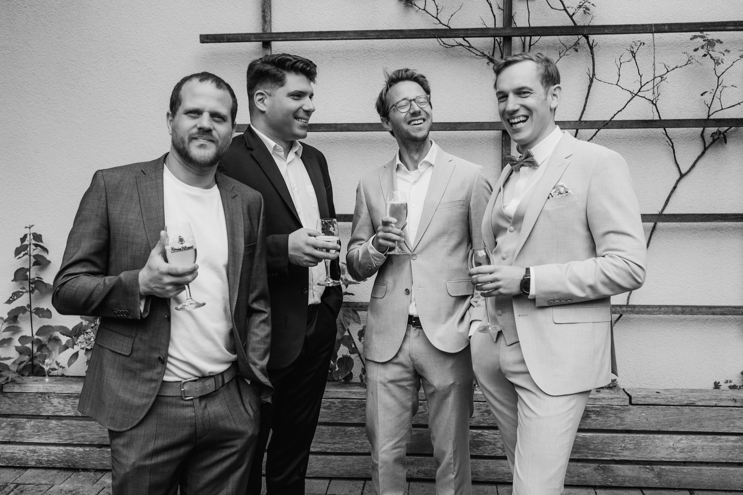 Svetlana and Yann. Hochzeitsgeschichten – Professionelle Hochzeitsfotografie & Videografie in Deutschland, Italien, Spanien und ganz Europa