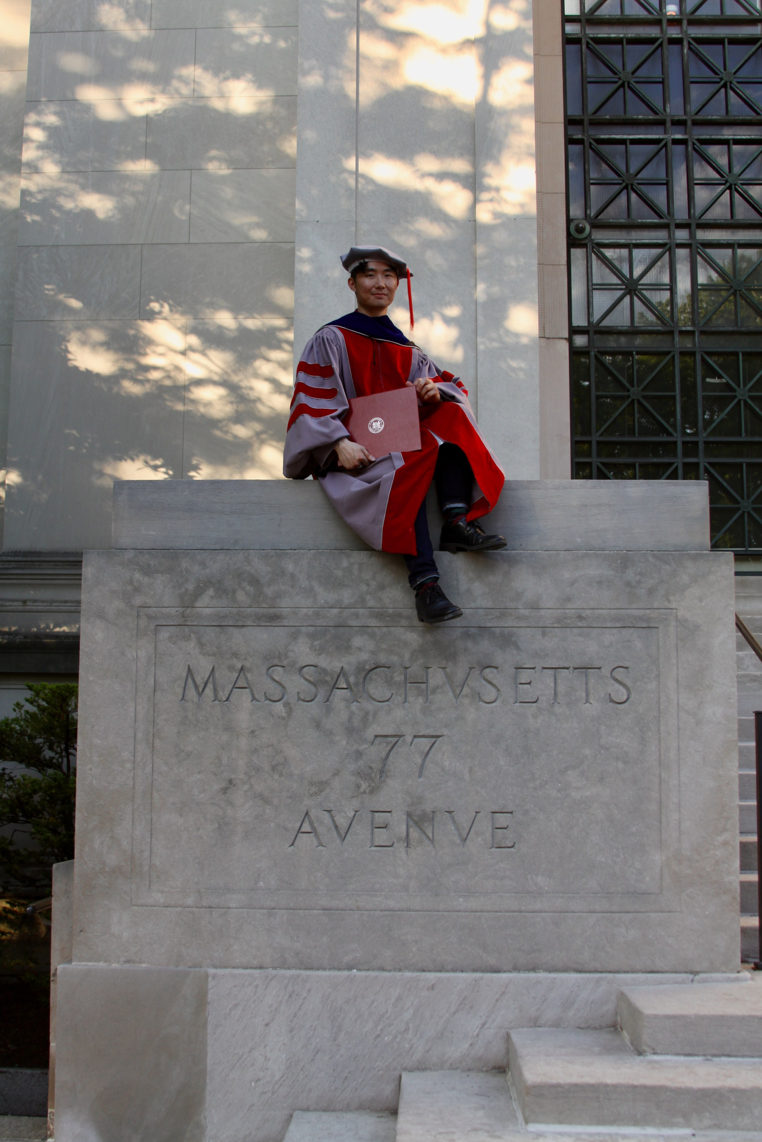 PhD graduation with Elton. Kelly Sang, graduation and portrait photographer in Boston