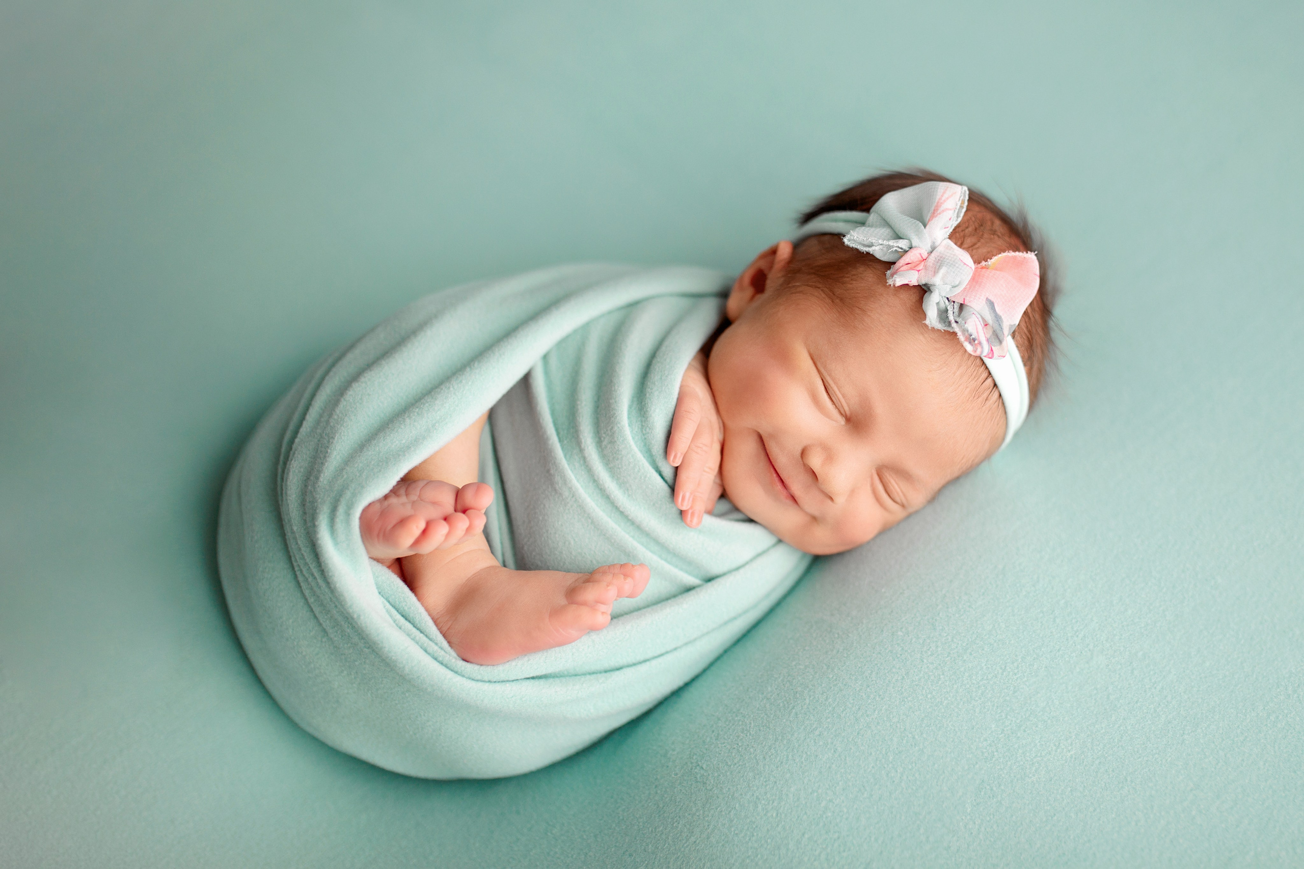 Neugeborene. Neugeborenen, Kinder, Familie Fotografin Oberhausen NRW Marina Lykov