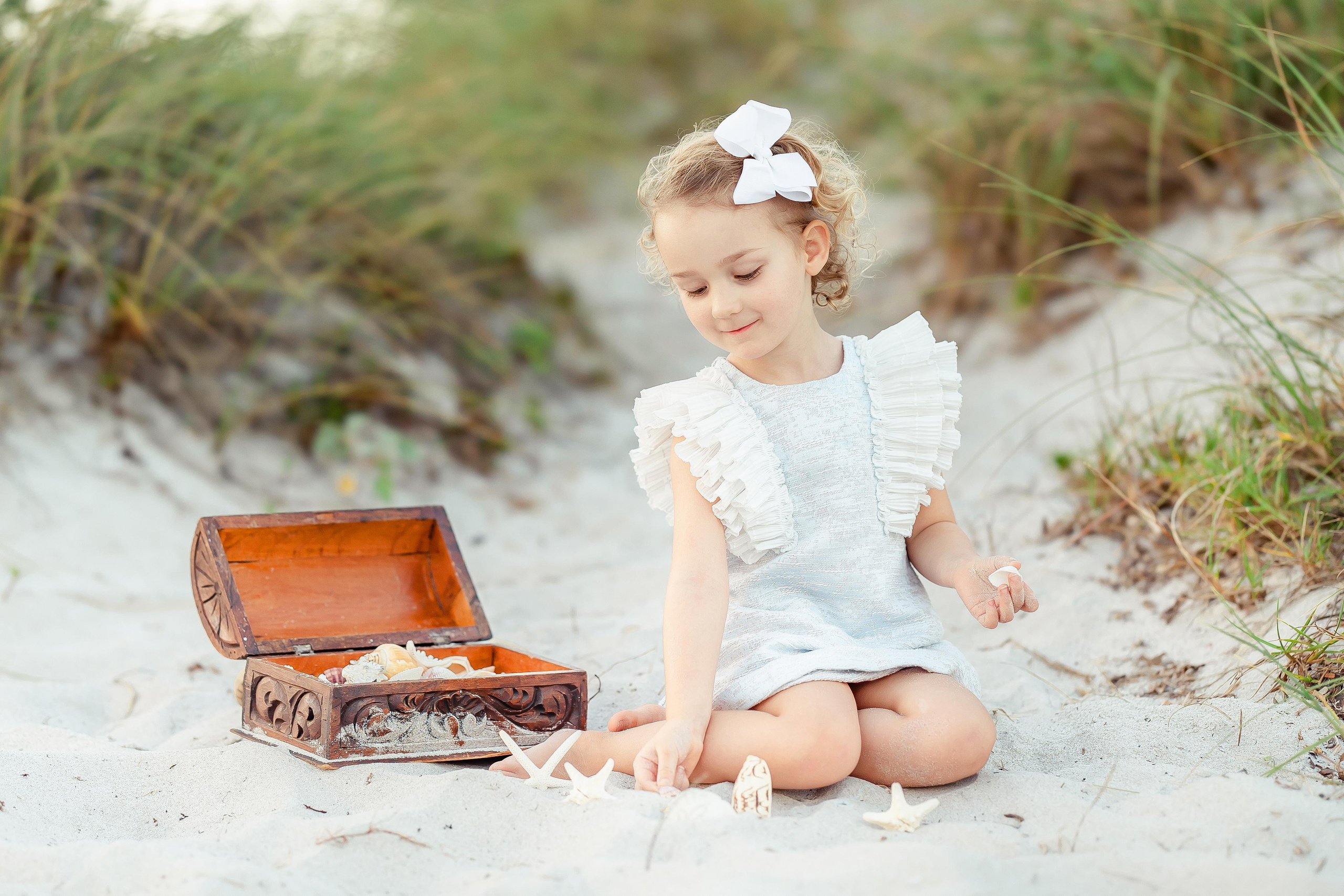 Lighthouse Family Session. Family and Event photographer in Homestead and Miami areas of Florida