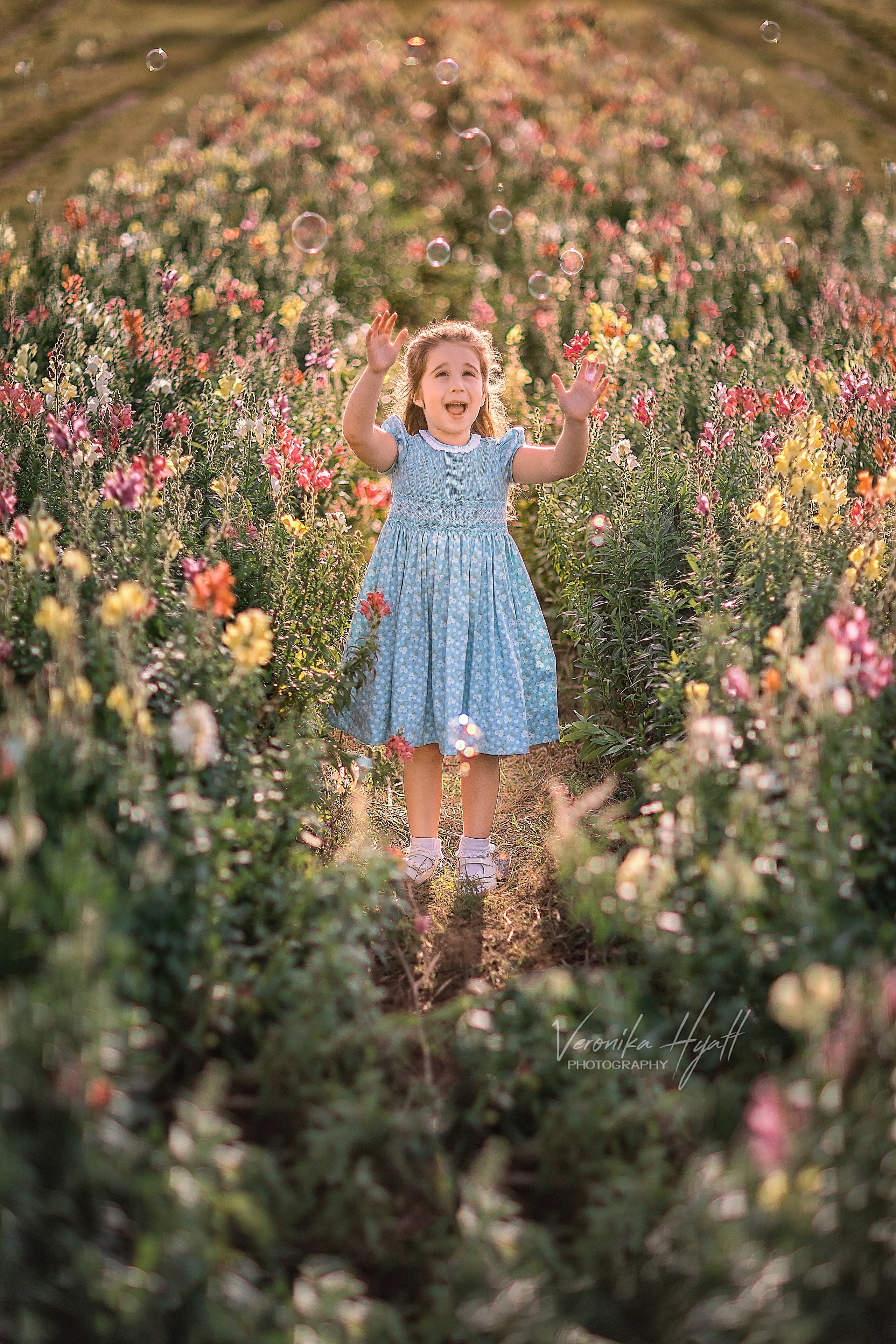 Flower Girl. Family and Event photographer in Homestead and Miami areas of Florida