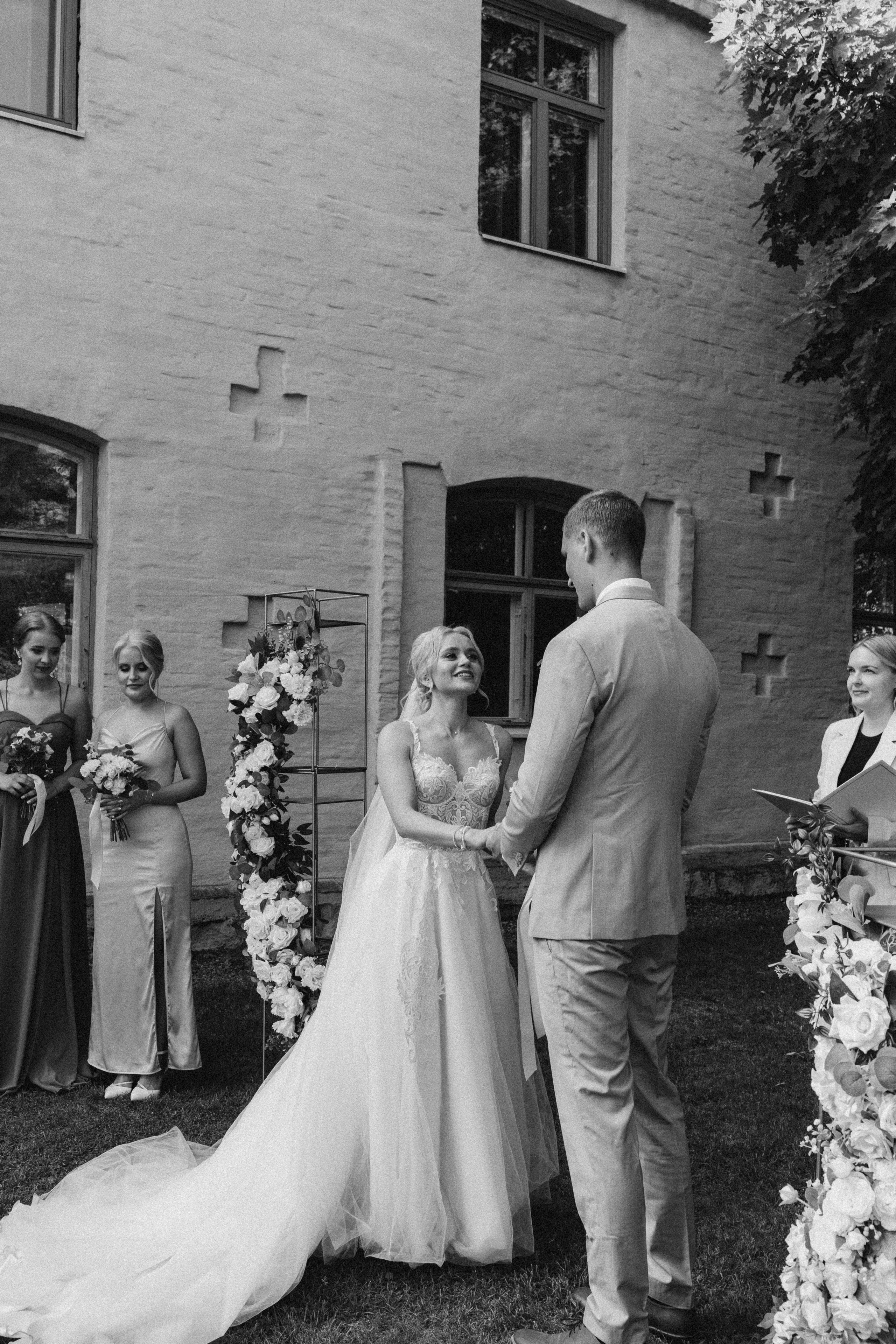 Wedding. Wedding and potrait photographer in Helsinki Vickan O