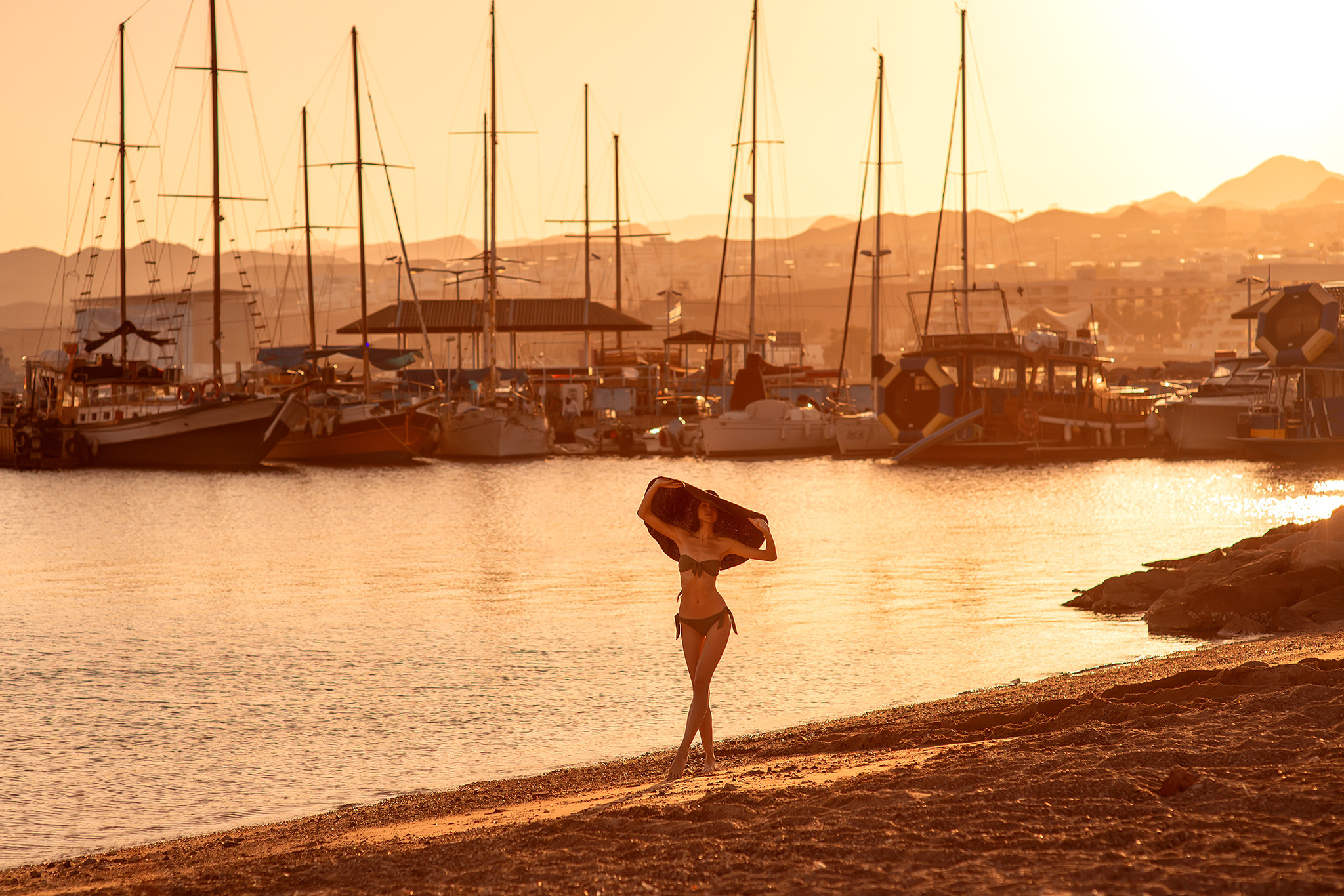 Personal shooting_sunset on the sea beach for Rezeda. צלמת משפחה ילדים הריון וסיפורי אהבה באילת ישראל אולגה אמצ'יסלבסקי