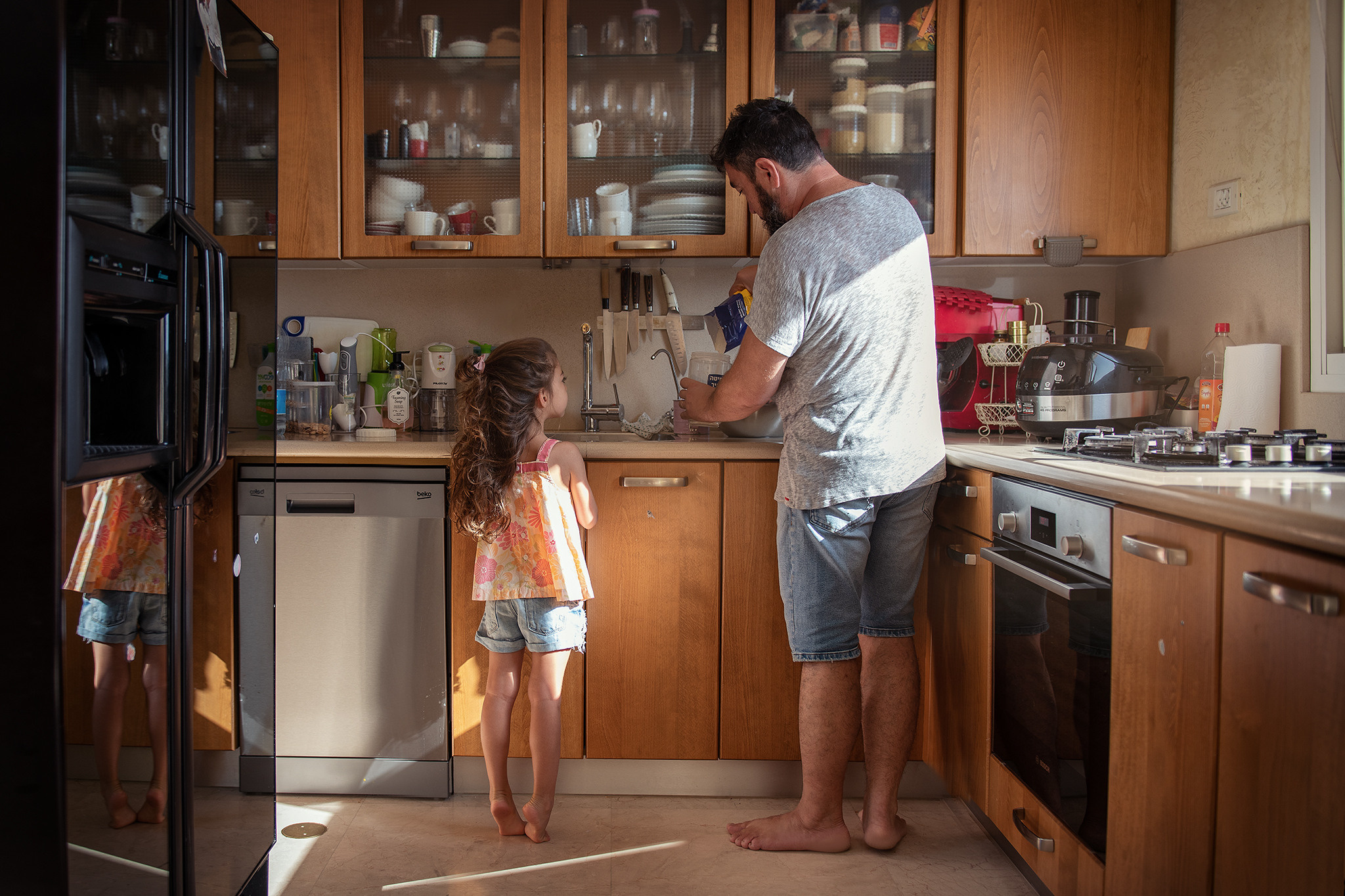 Family photoshooting at home. צלמת משפחה ילדים הריון וסיפורי אהבה באילת ישראל אולגה אמצ'יסלבסקי