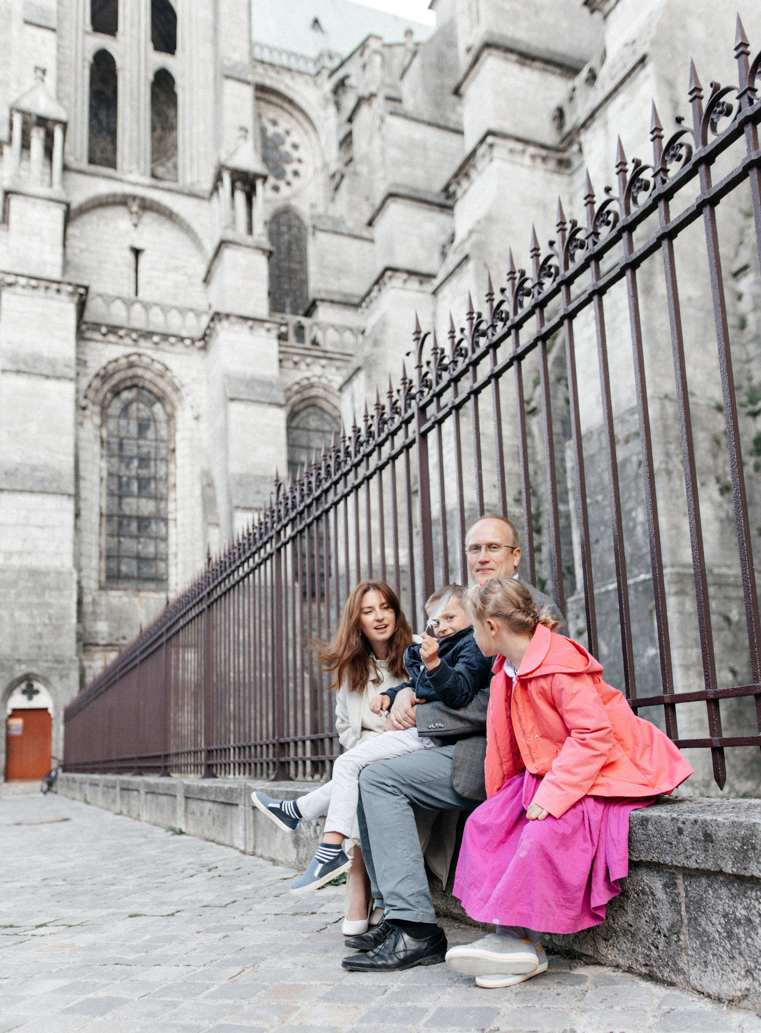 Un jour près de la Cathedral. Photographe à Chartres Ekaterina Kudinova