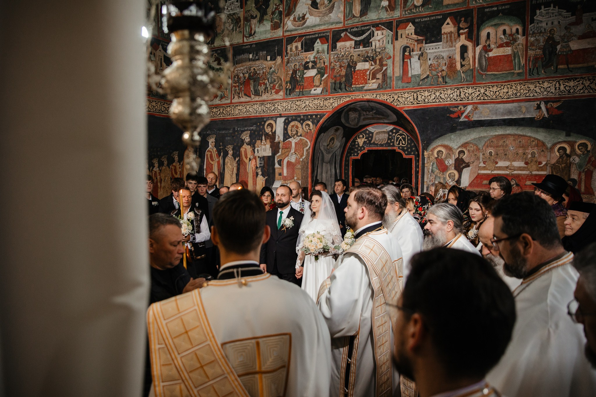 Nunta de Poveste la Sucevița: Cristi și Andreea. Servicii foto-video profesionale, pentru momente de neuitat