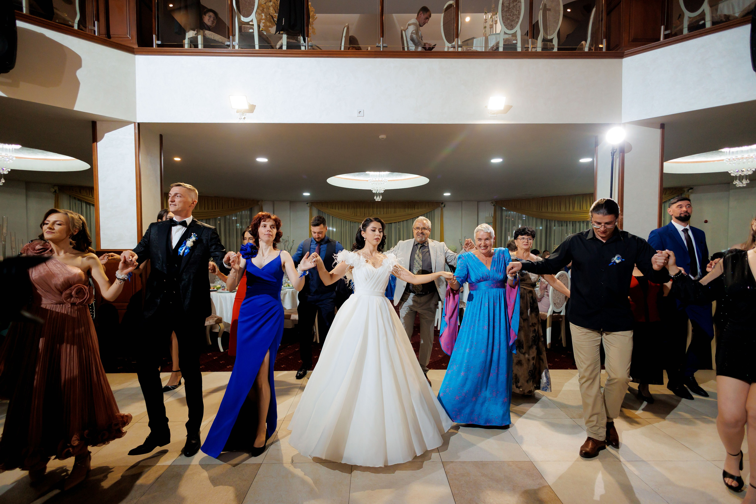 Loredana & Emilian – Ziua Nunții | Videografie - fotografie Botez Suceava, Iași, Botoșani. Servicii foto-video profesionale, pentru momente de neuitat