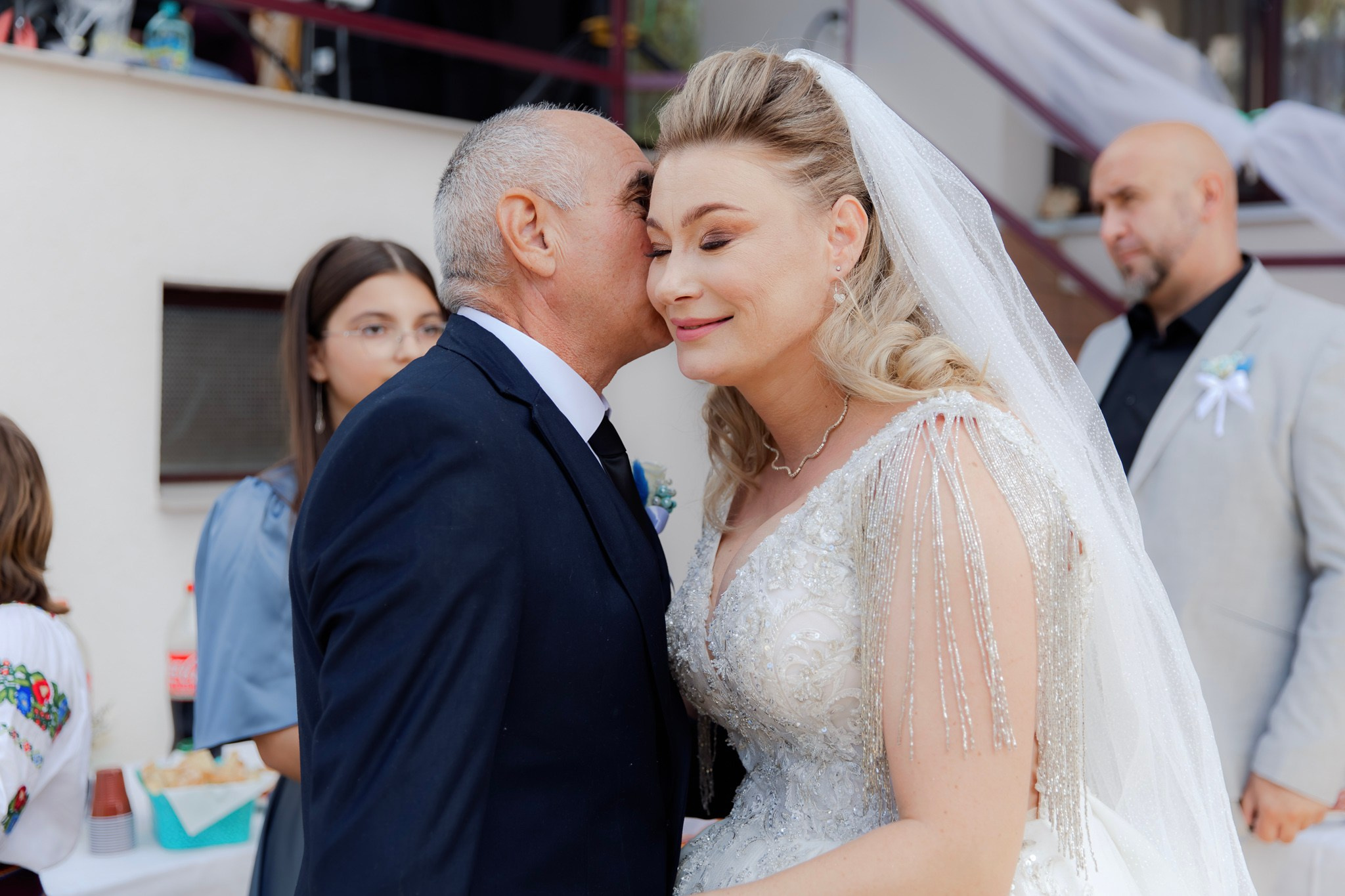 Mihai & Oana. Servicii foto-video profesionale, pentru momente de neuitat