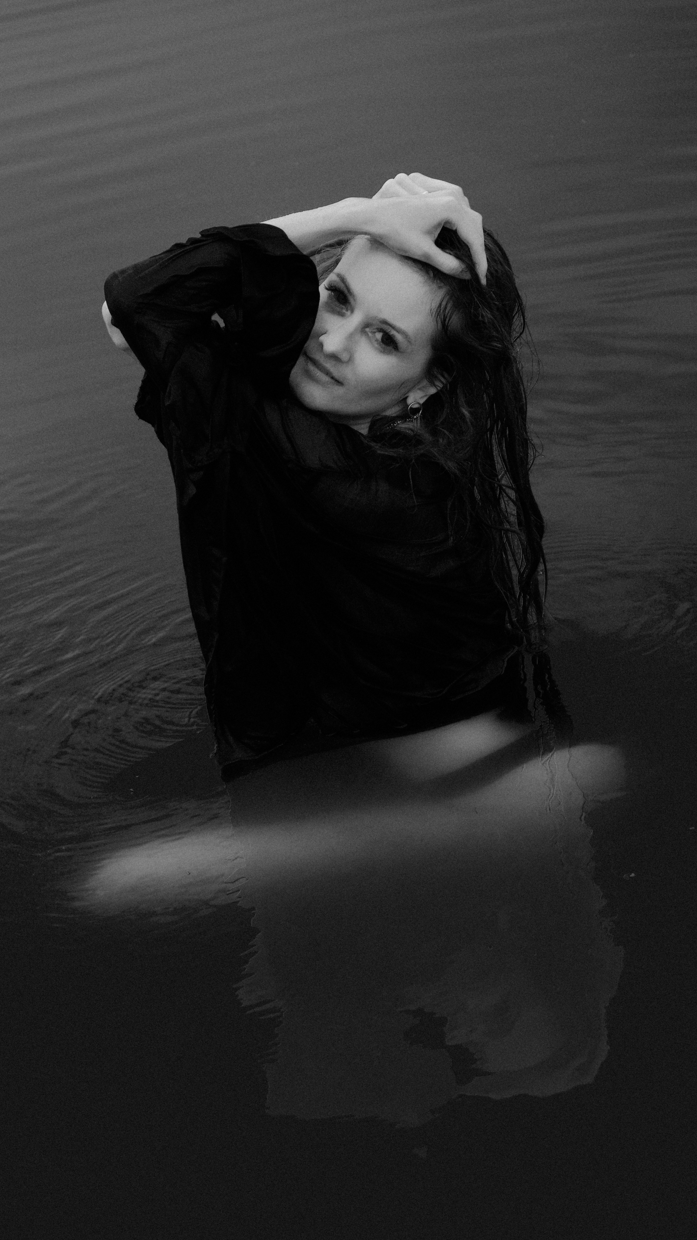 Liquid body // Kate. Bleeding Fin photostock