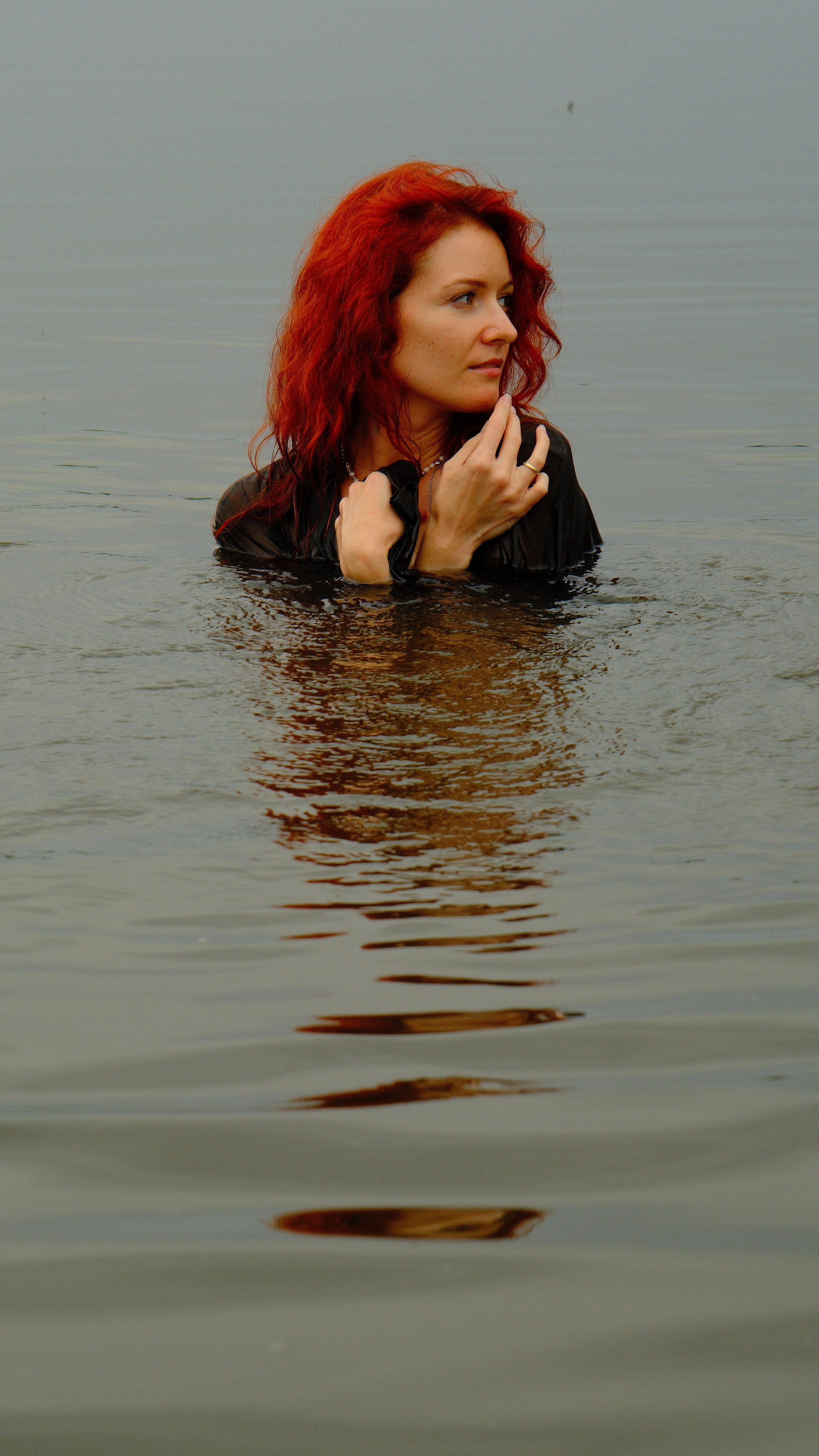Liquid body // Kate. Bleeding Fin photostock