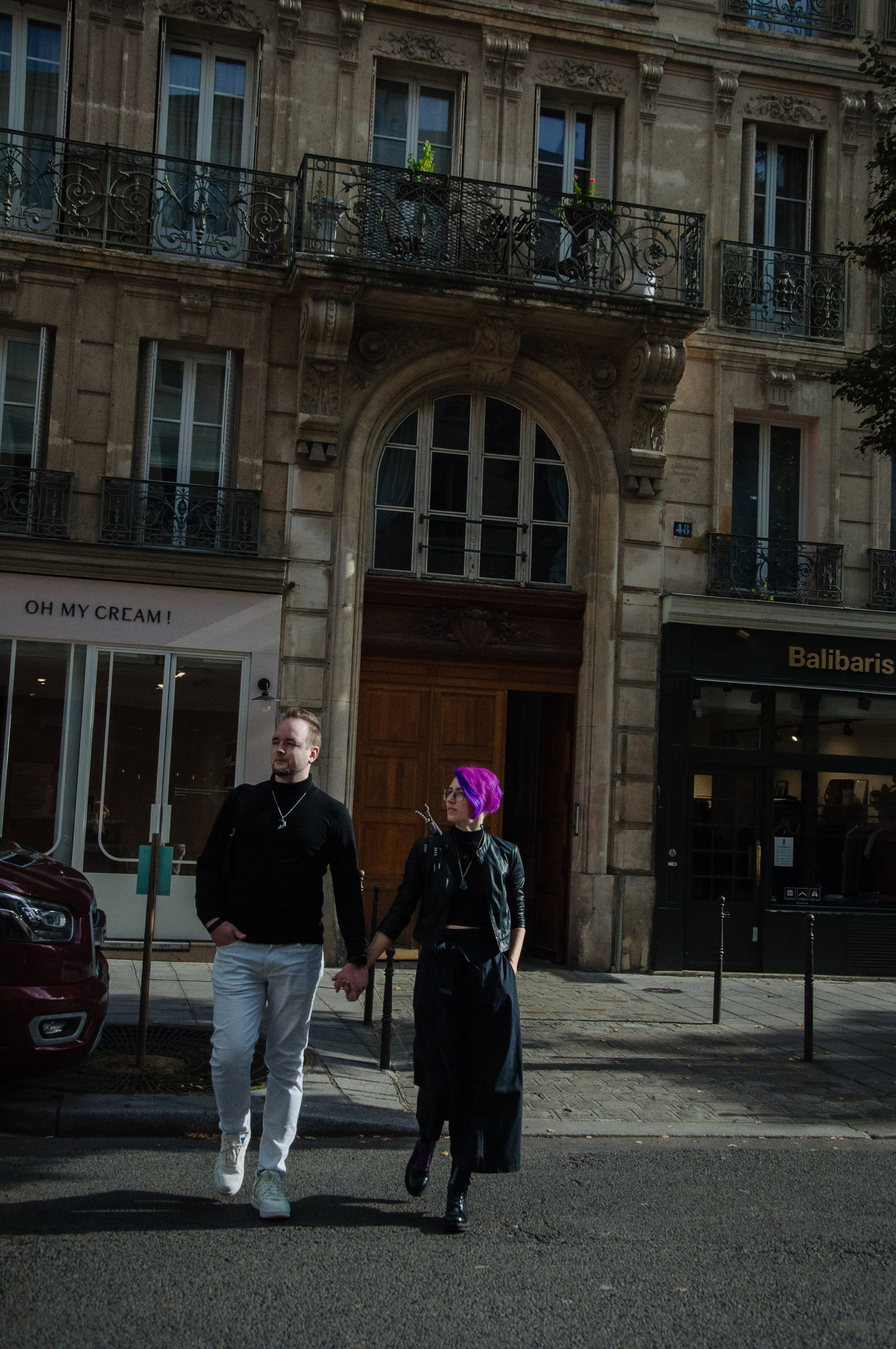 Парная стрит фотосессия. Фотограф в Париже Полина Осипова