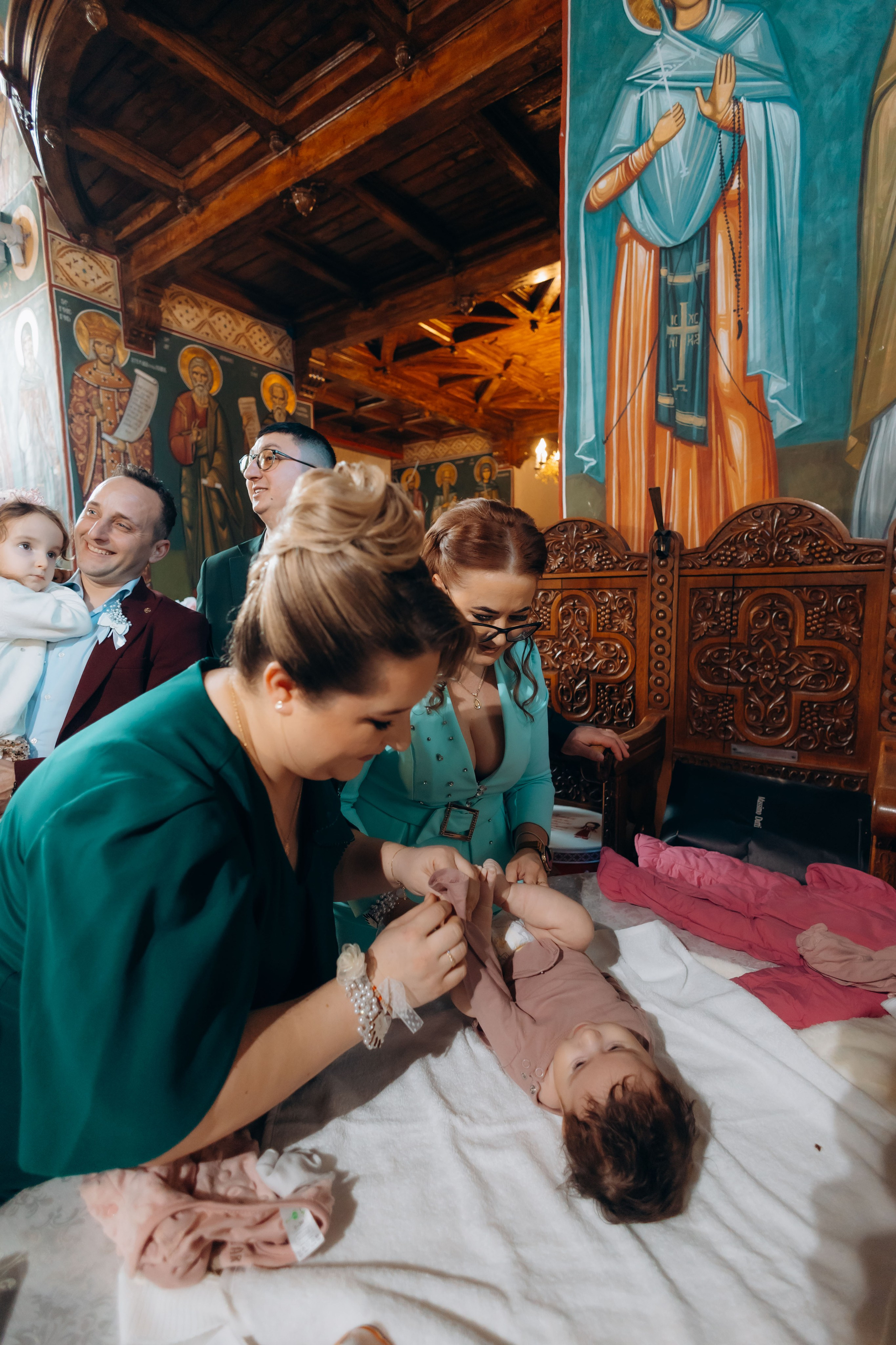 Povestea voastră, regizată de noi |Cristi Turculet Videograf Nuntă Suceava | wedding highlight. Servicii foto-video profesionale, pentru momente de neuitat