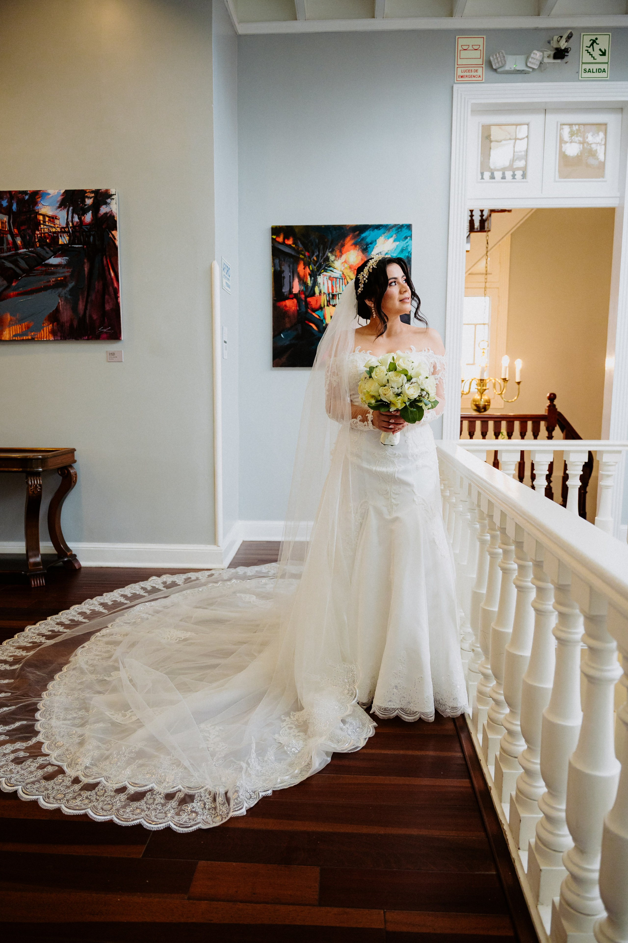 Perspectiva de la novia. Fotógrafo de Bodas en Lima | Ronhy Altamirano. Fotografía narrativa y cinematográfica para bodas, quinceañeras y eventos exclusivos