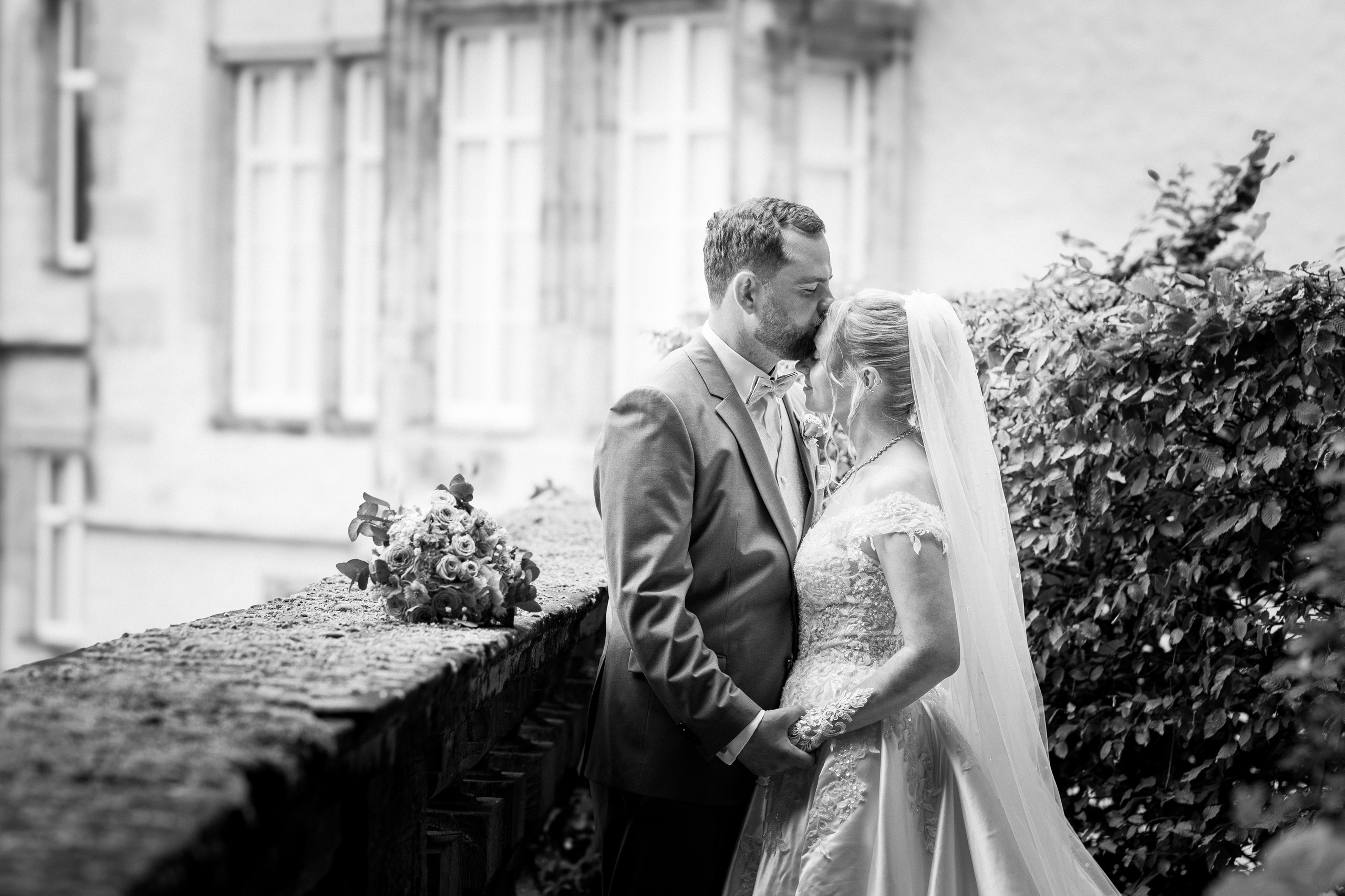 Hochzeit im Schloss Detmold – Kreatives Hochzeit Fotoshooting & Emotionale Hochzeitsreportagen!. Hochzeitsfotografin in Gütersloh | Authentische Hochzeitsreportagen | TK Photographie