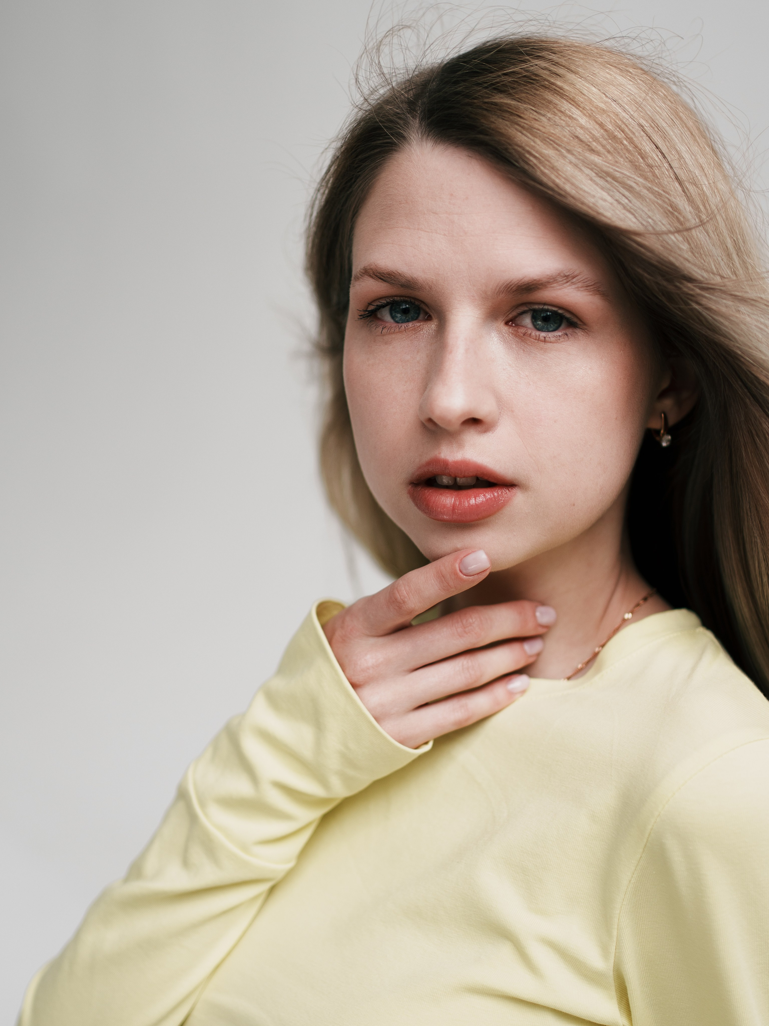 _01. Alisha Geva женский портретный фотограф в Дубае