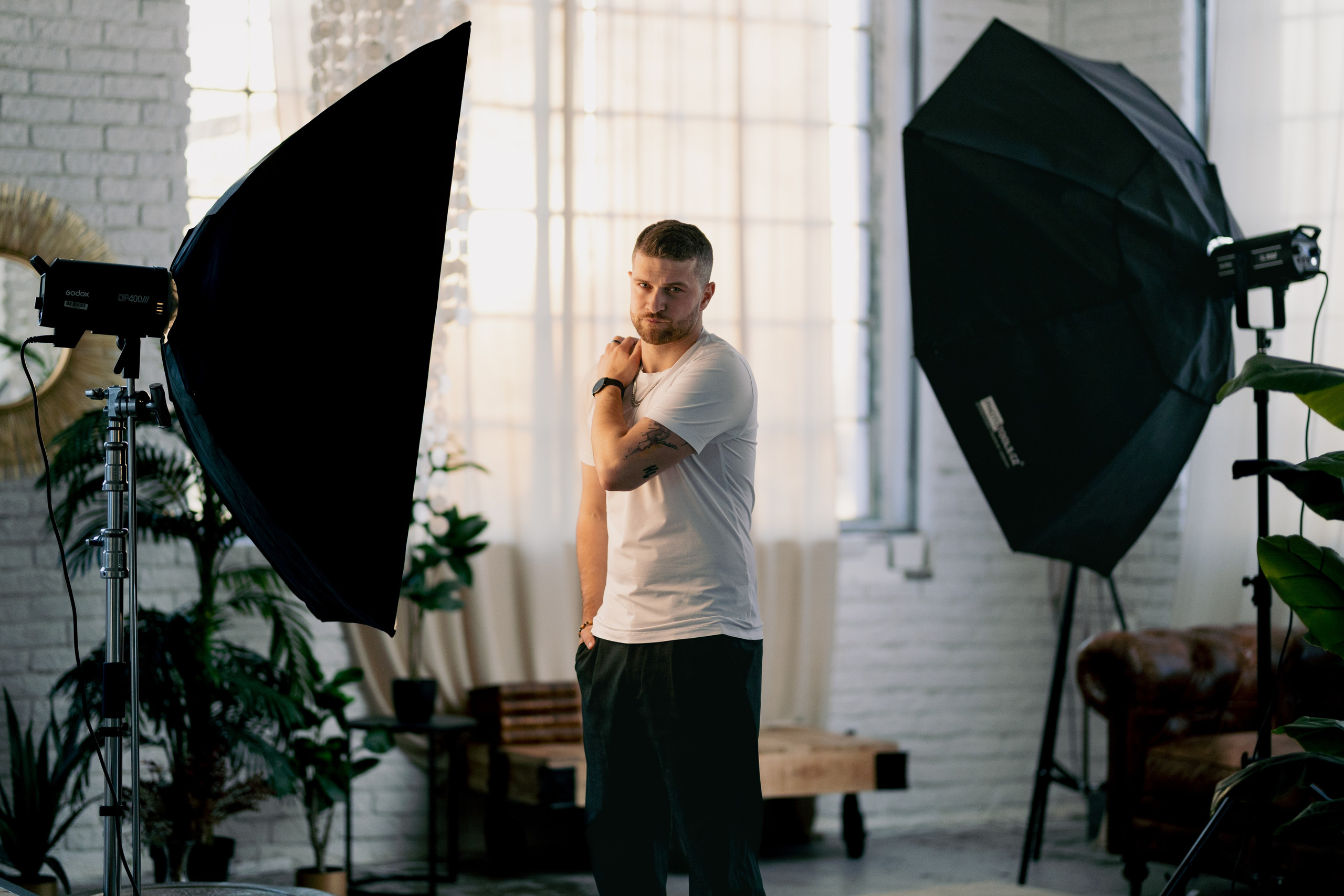 Price and booking. Dana Lišková — Empathetic Photographer | Introspective Artist |Neurodivergent Coach | Founder of Artepy.cz