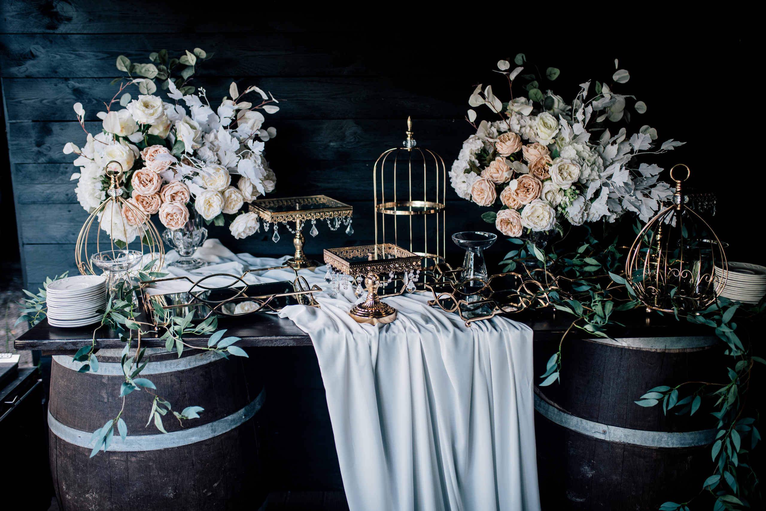 Evghenii & Valeria. Parisstudio.md