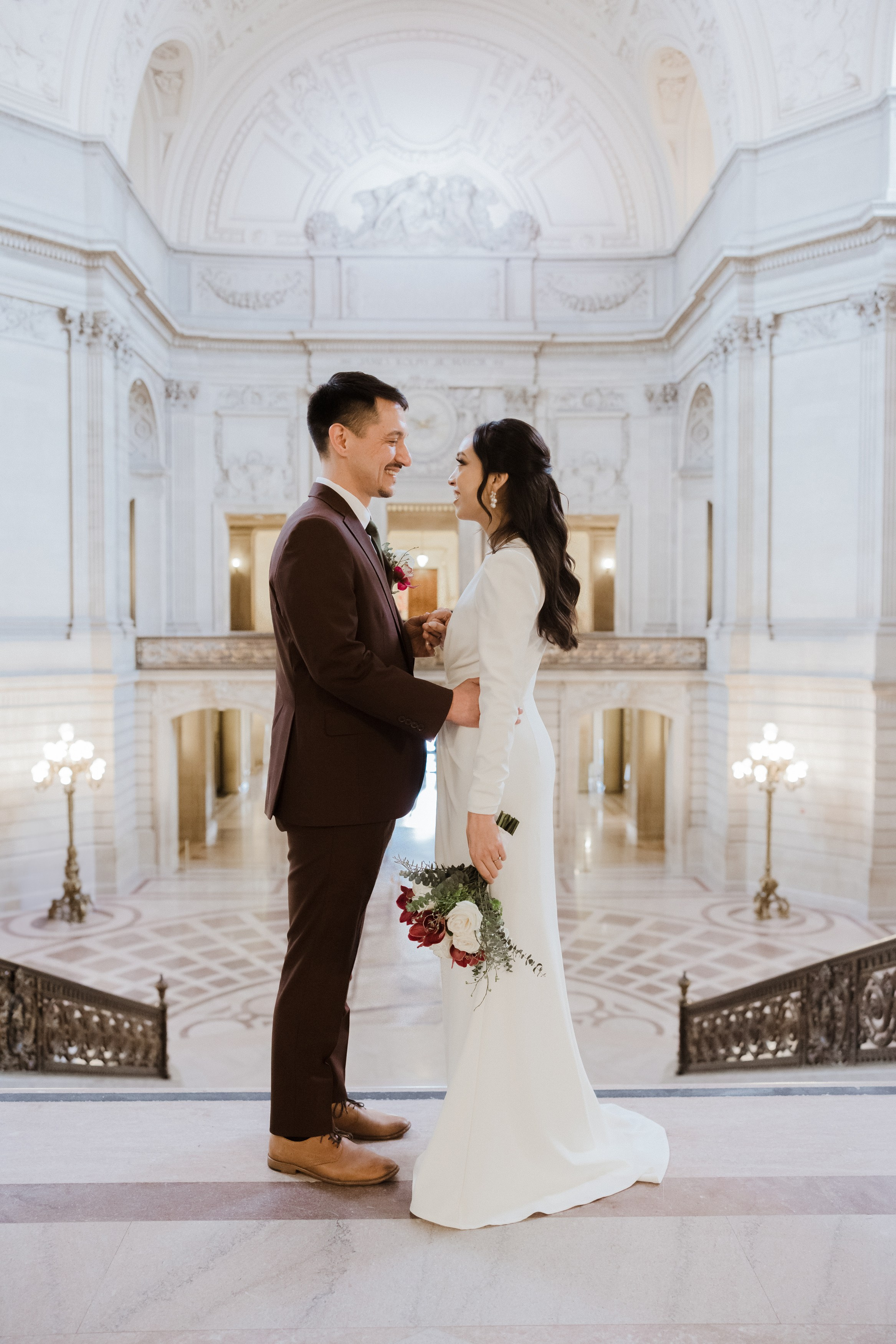 Услуги. Аяна Крапивкина — профессиональная ретушь и AI-визуал