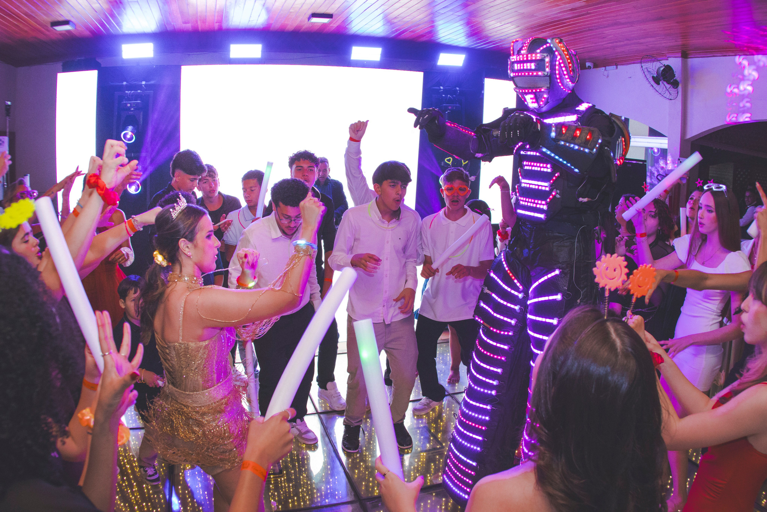 15 ANOS DE ANA BEATRIZ. Fotógrafos de casamento. empresas, família em Catanduva SP e região, Casal Gonçales