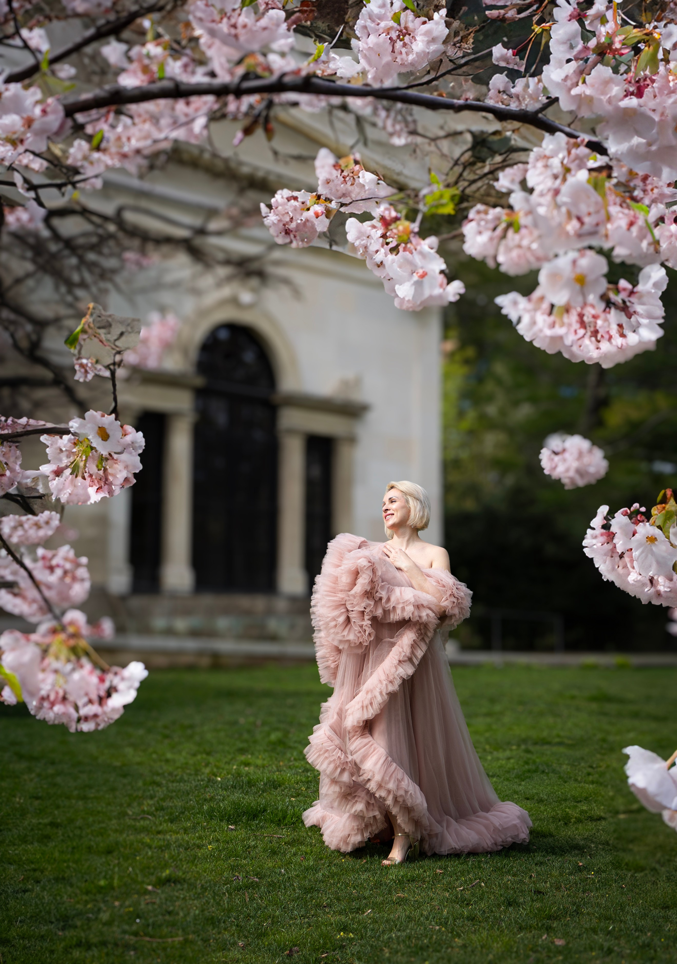 Long dresses shooting. Photographer in Munich