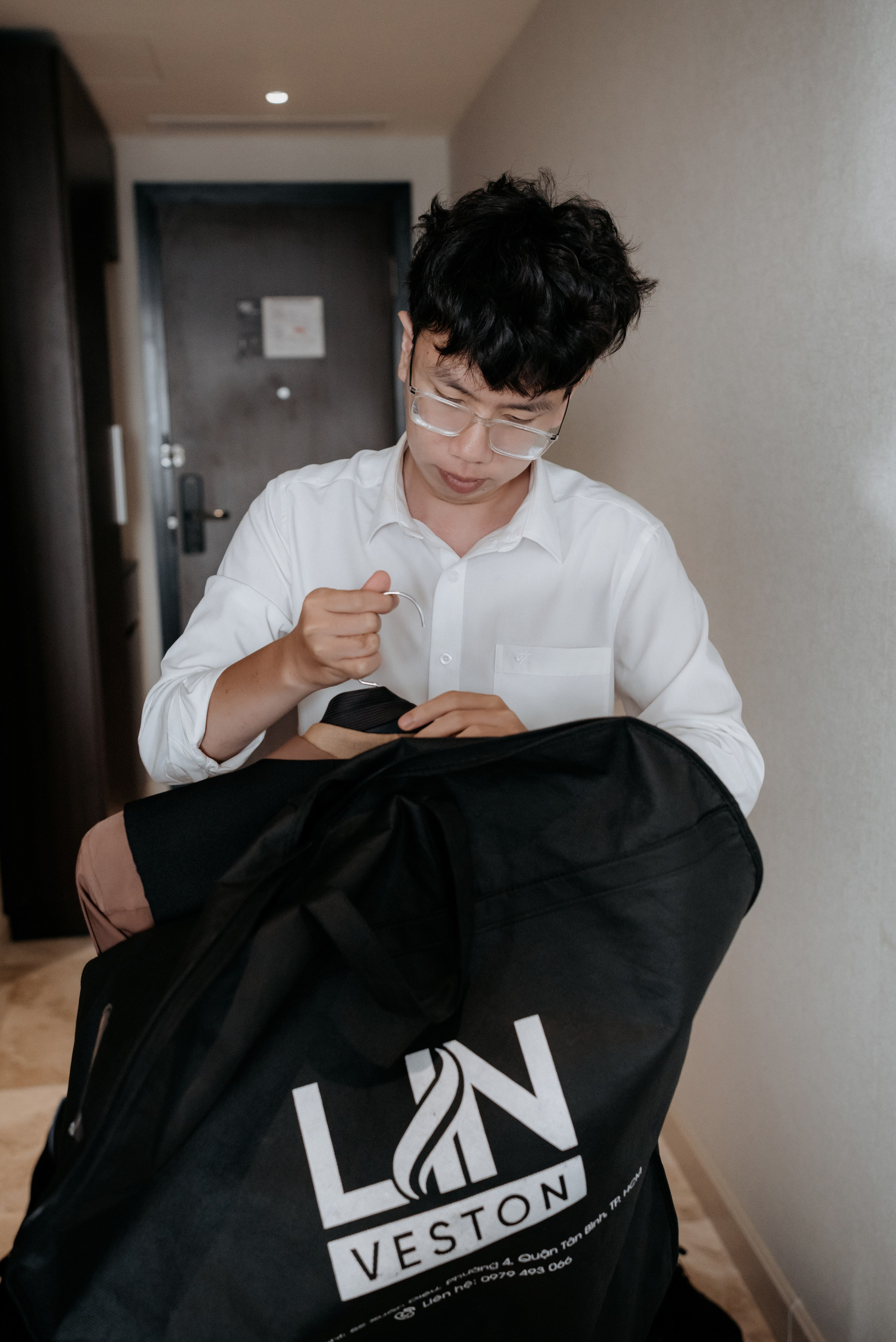 KHANG & QUYEN / Lavela Hotel. Saigon Wedding Present | Art Beyond Moments