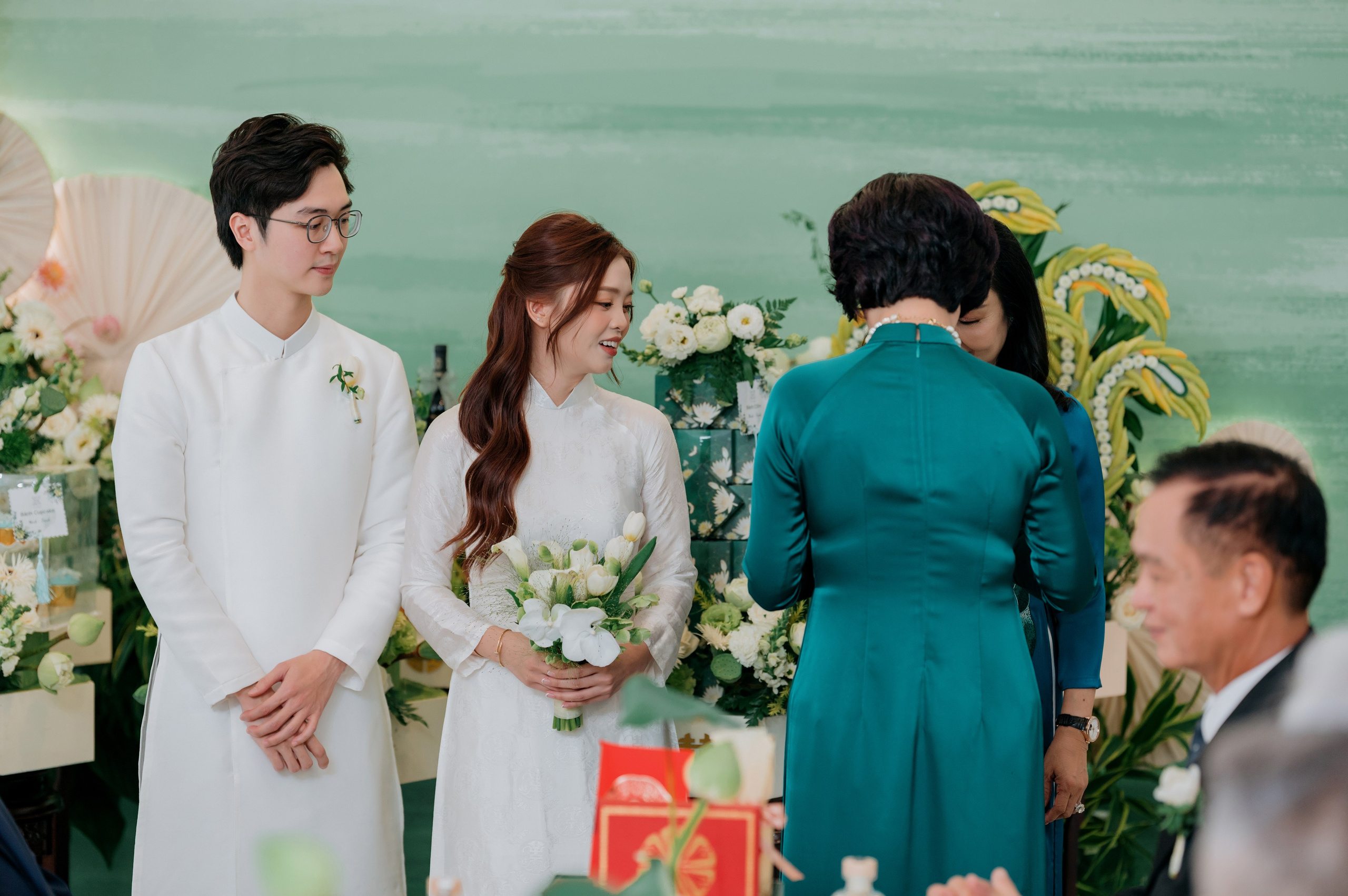 TRINH & MINH / Engagement 11.10.2024. Nhiếp ảnh gia đám cưới hàng đầu tại Thành Phố Hồ Chí Minh