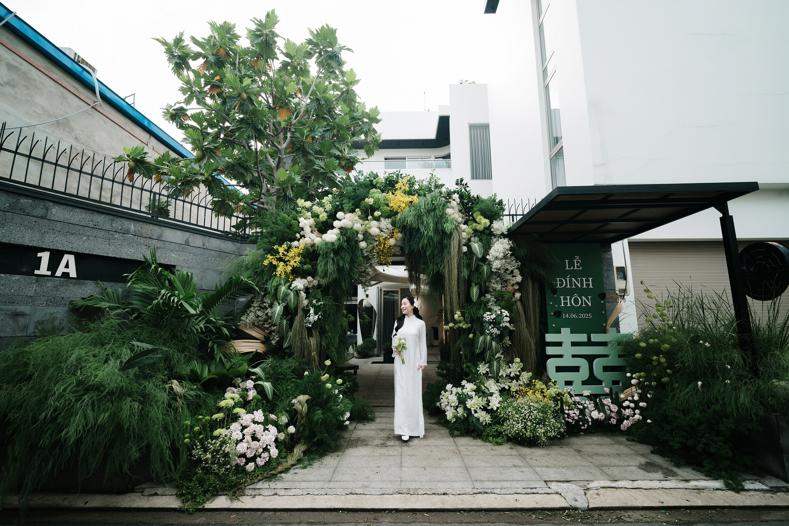 Engagement | NHI + LUAN & LINH + QUY. Saigon Wedding Present | Art Beyond Moments