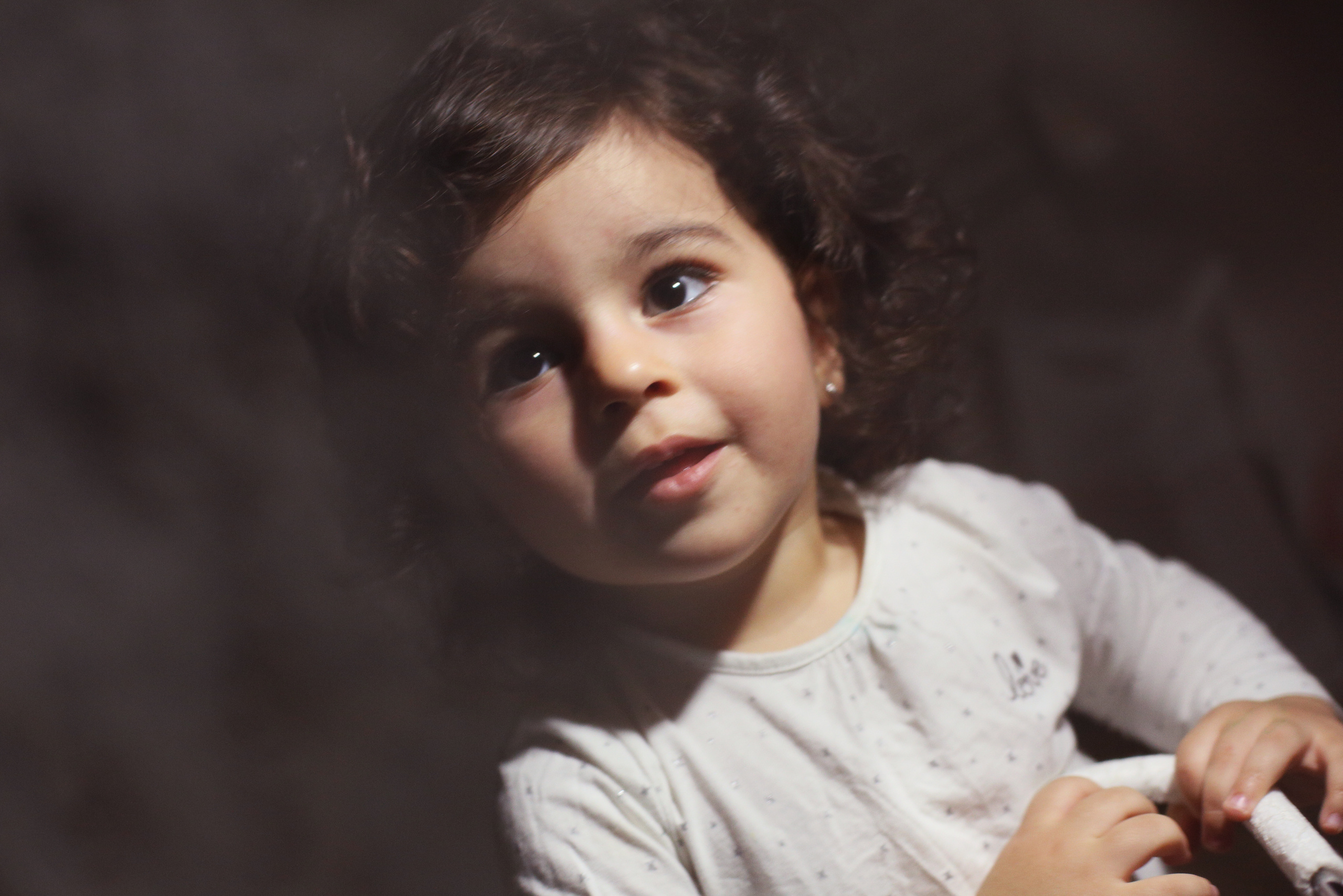 Curly Sue, Curly Girl. Wedding and family photographer in Cork, Ireland. Tigran
