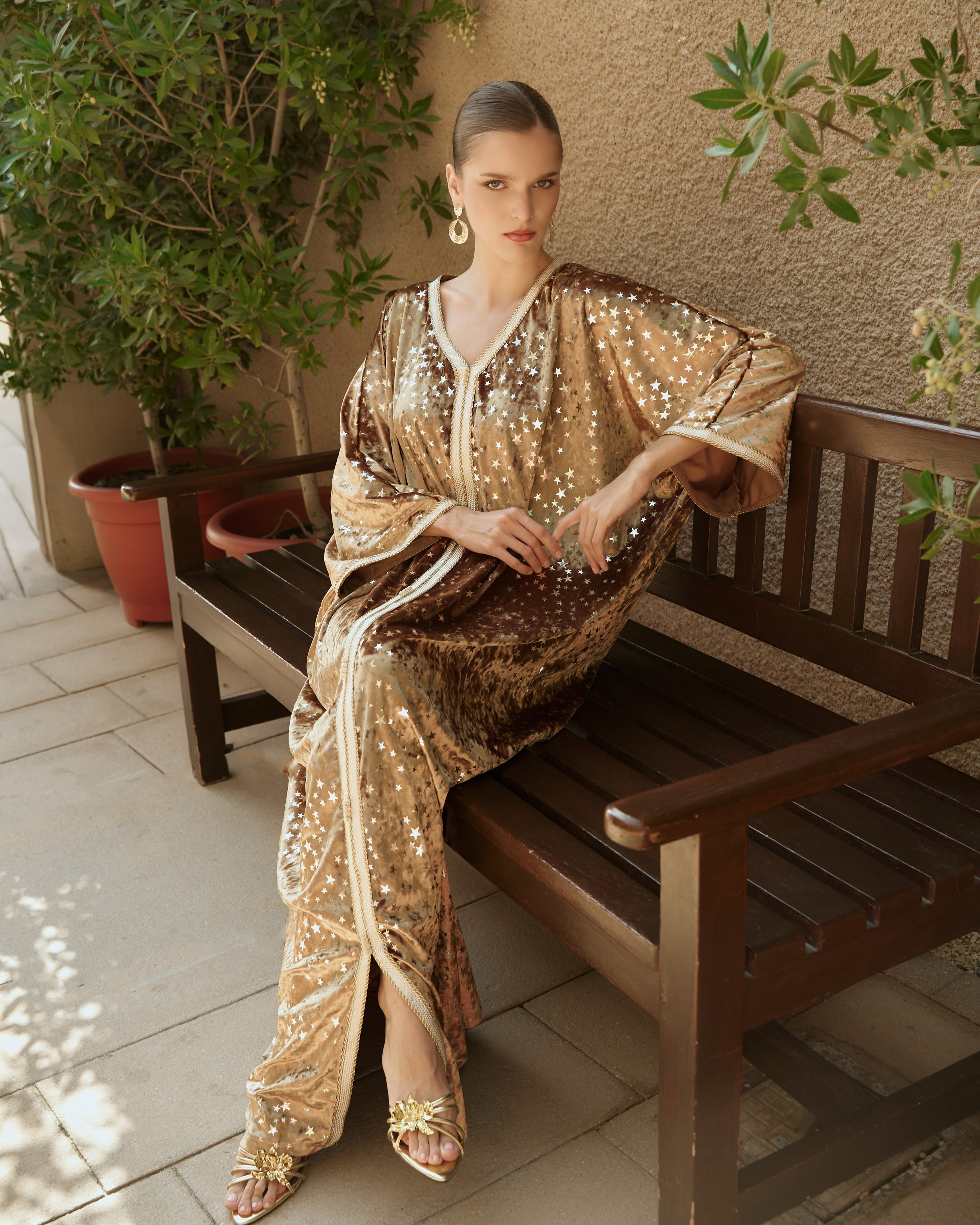 FASHION. Fashion and advertising photographer Alina Mikhalkovich Dubai