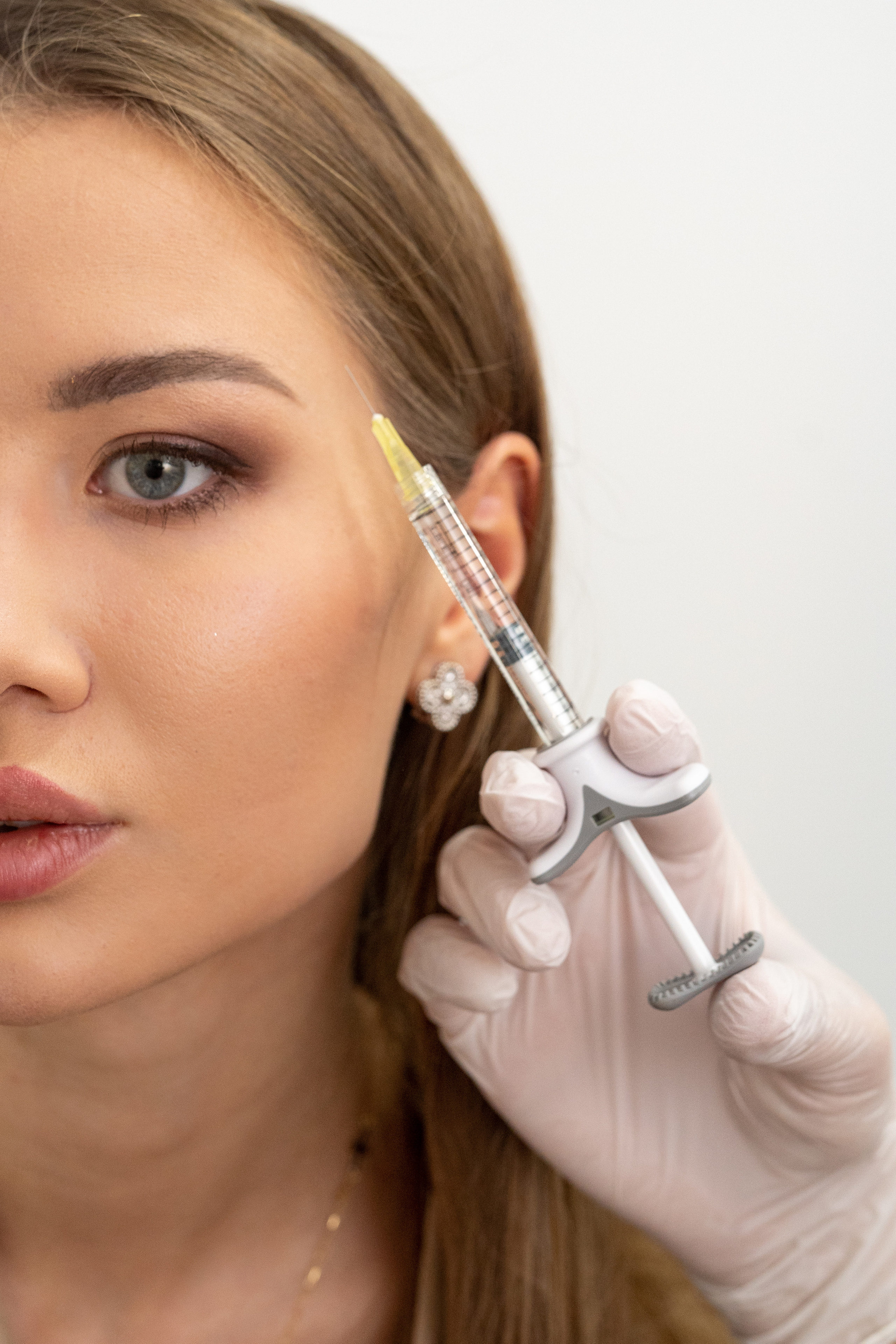 Fotografía profesional para clínicas de belleza en Madrid – Impulsa tu imagen con fotos de alta calidad. Fotógrafo en Madrid, España. Alyona Belyaninova