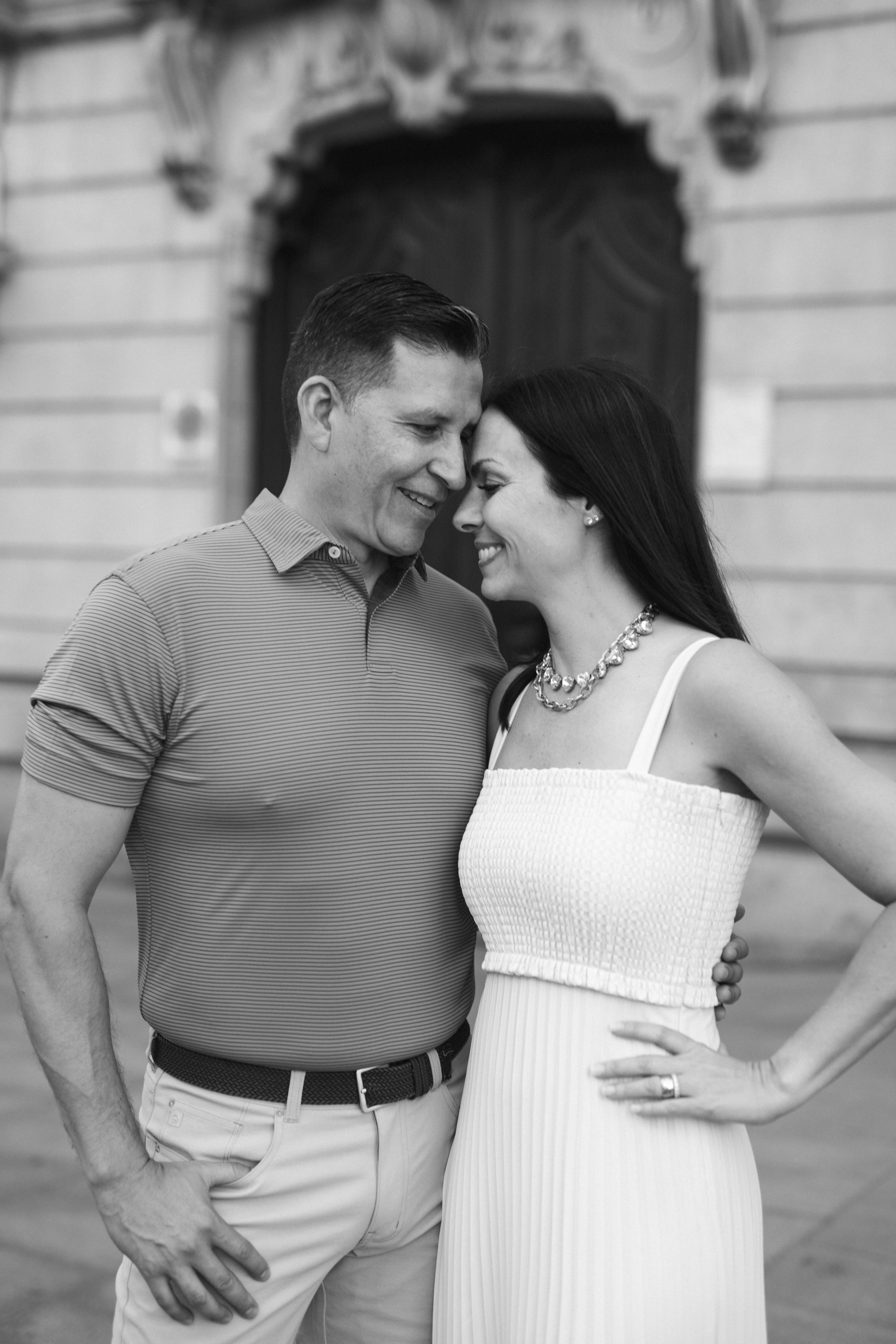 Tourist family photo shooting in Madrid. Photographer in Madrid, Spain. Alyona Belyaninova