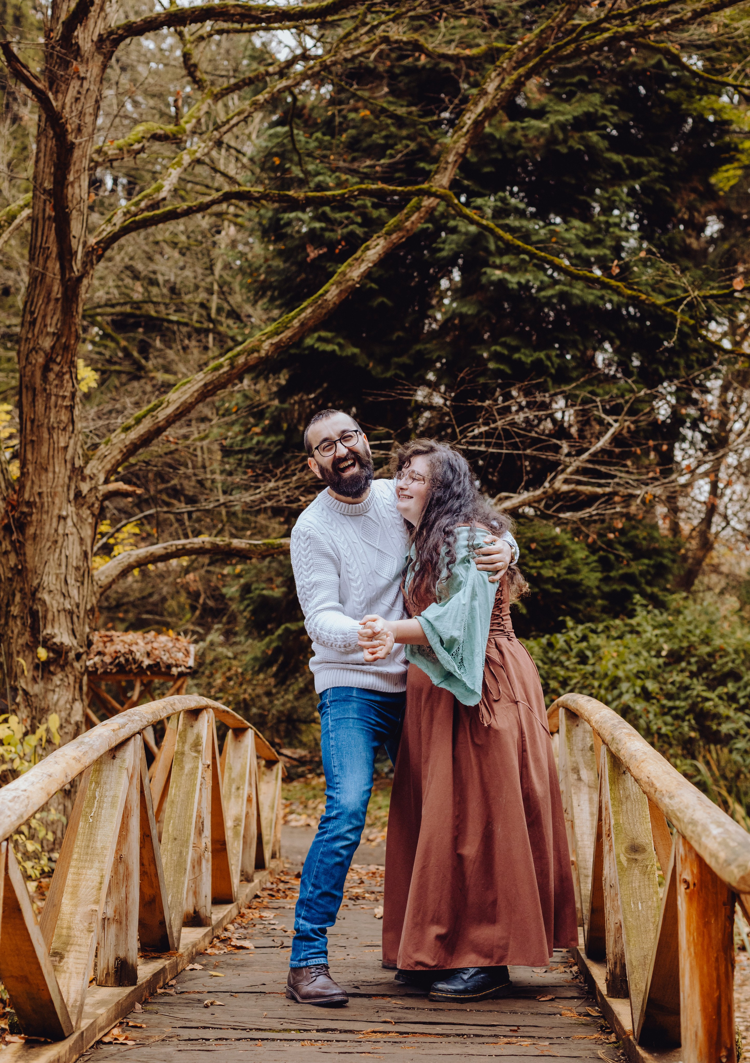 Alex & Lavinia. Wedding & couple photographer from Romania Rut Vetan