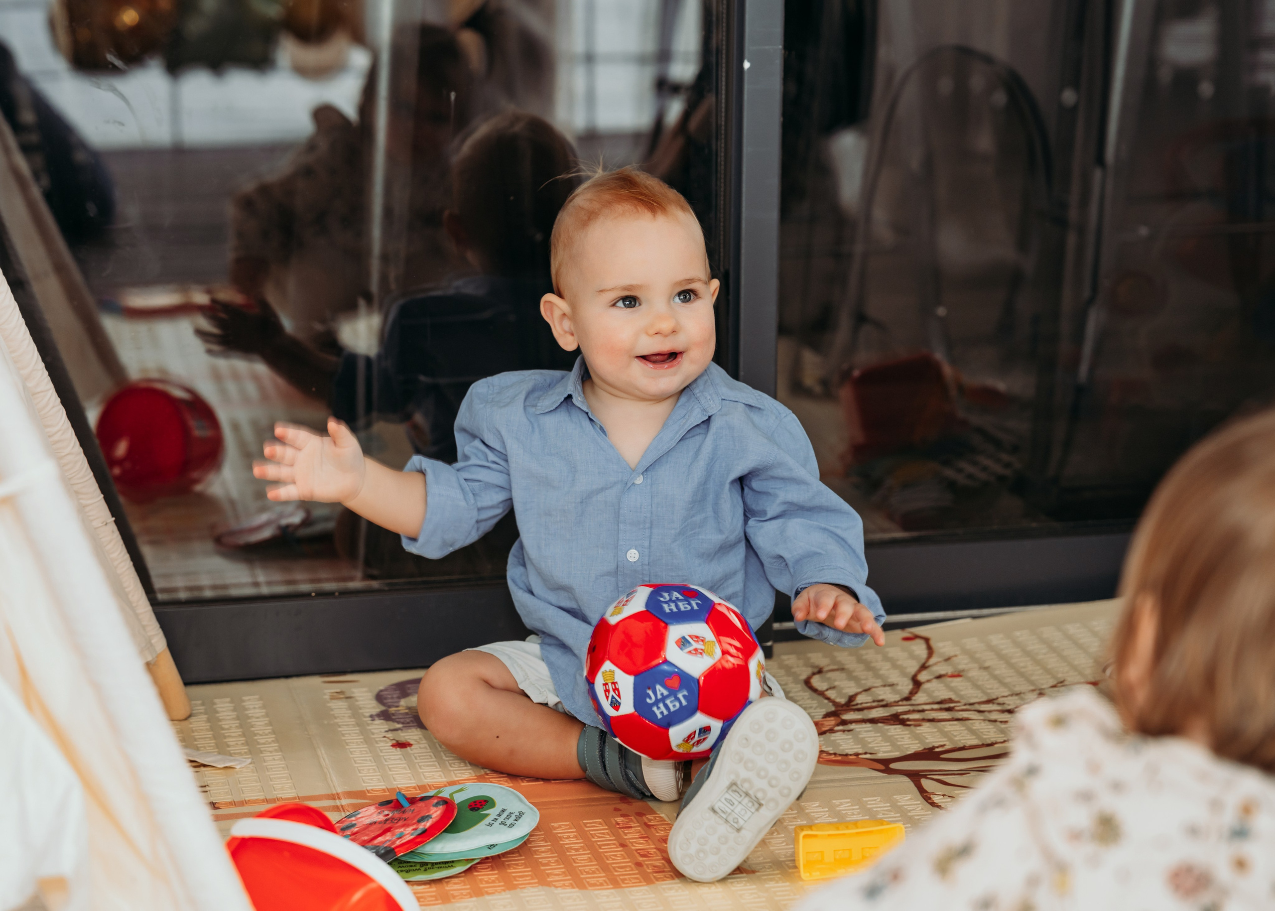 FOTOGRAFISANJE ROĐENDANA. DEČIJI FOTOGRAF BEOGRAD|NOVOGODISNJE FOTOGRAFISANJE|CAKE SMASH