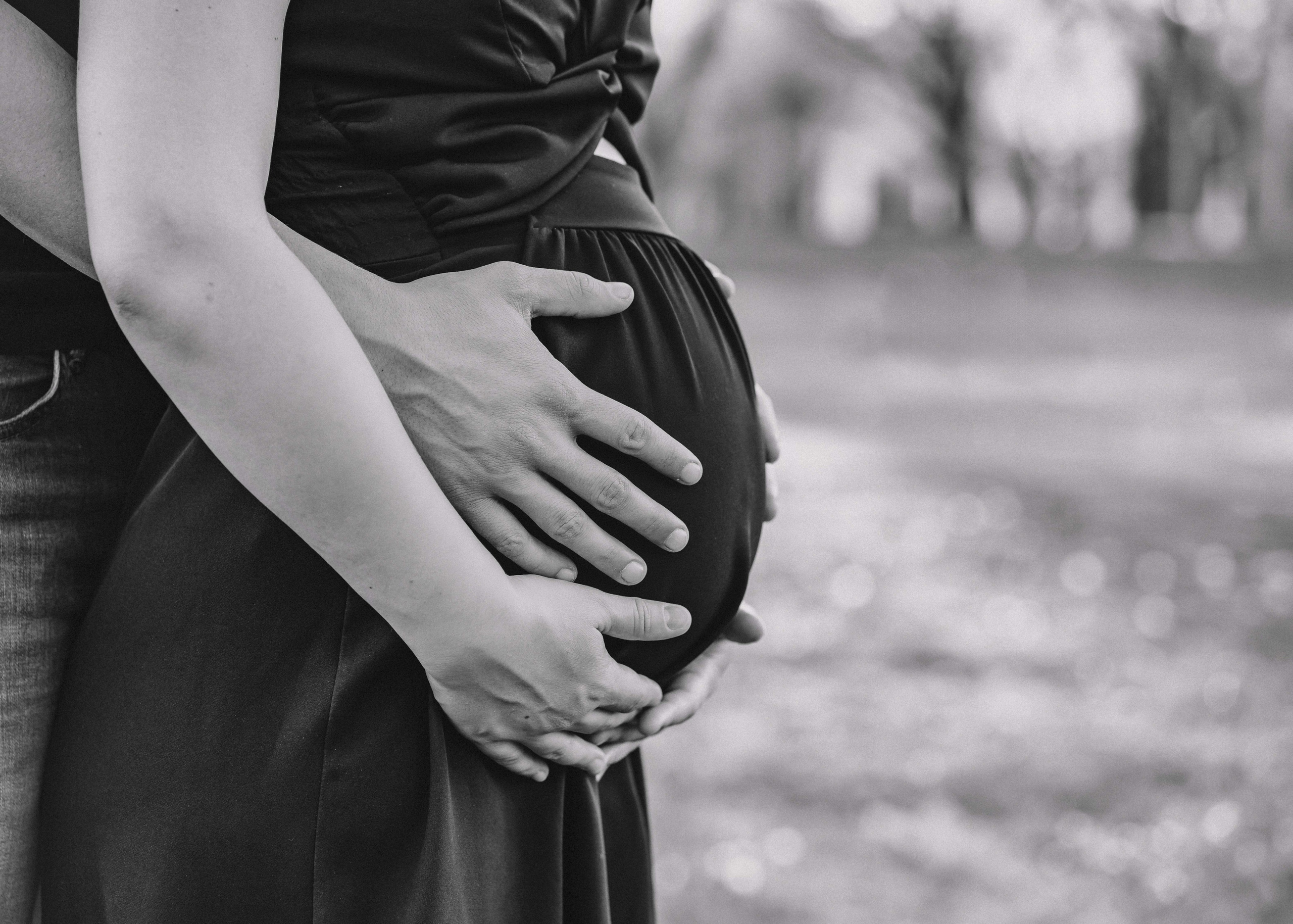 FOTOGRAFISANJE TRUDNICA. DEČIJI FOTOGRAF BEOGRAD|NOVOGODISNJE FOTOGRAFISANJE|CAKE SMASH