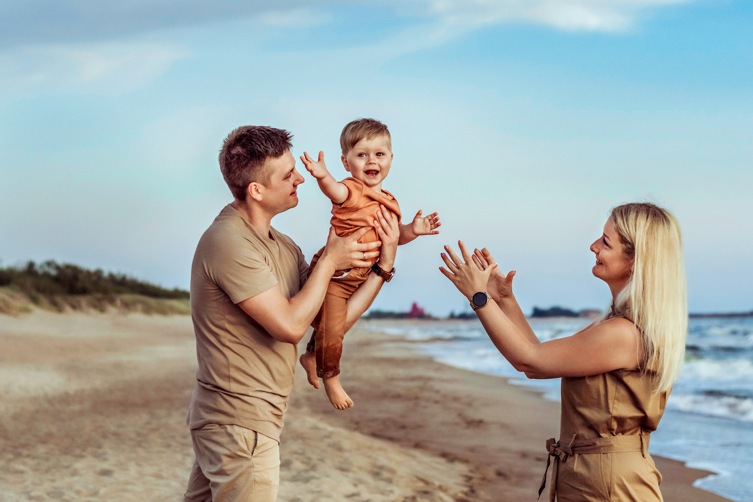 Šeimos fotosesija. Fotografas Klaipėdoje ir Lietuvoje — Olga Kosmachiova Photography