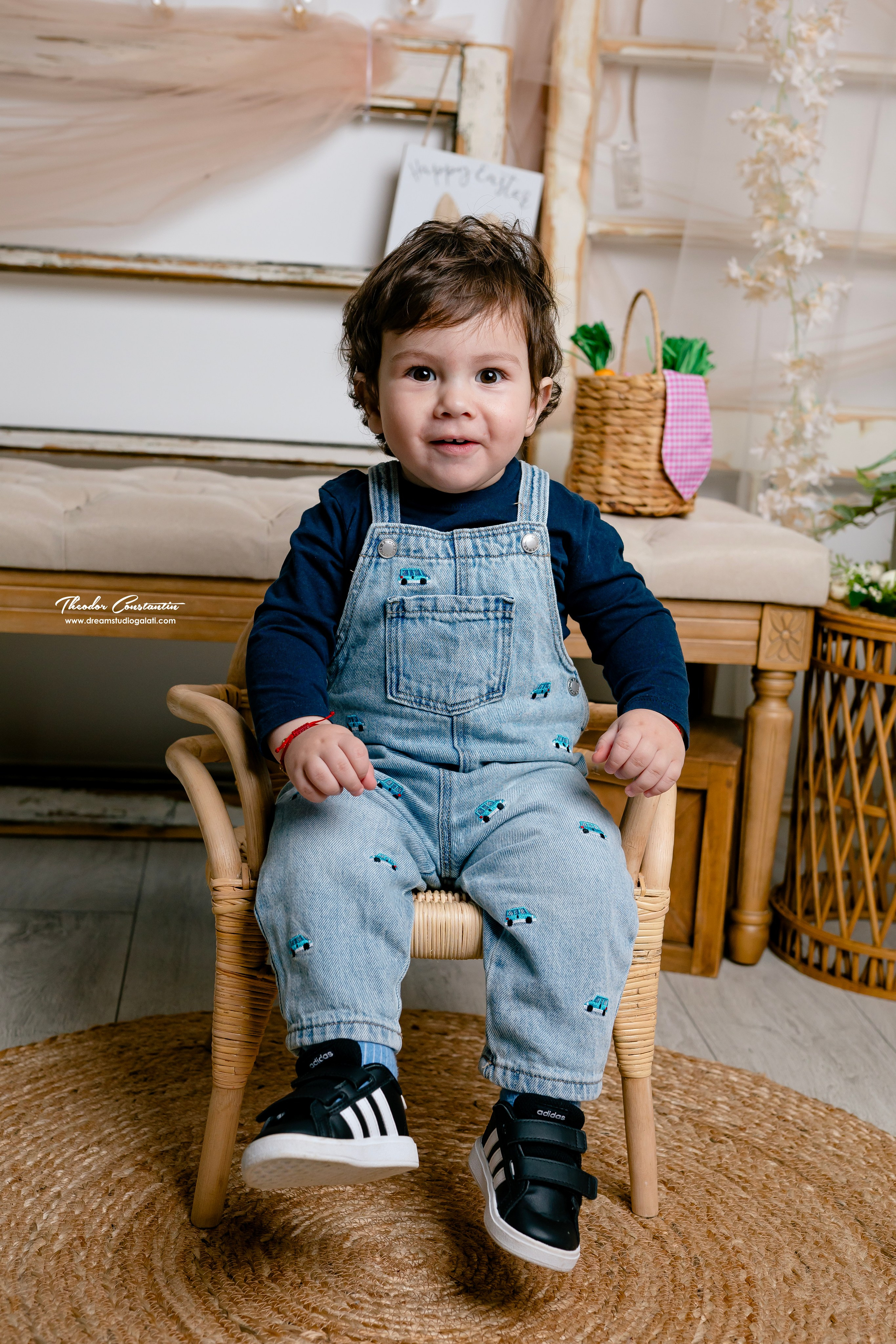 Studio. Dream Studio Galați – ședințe foto profesionale pentru familie, portrete și evenimente