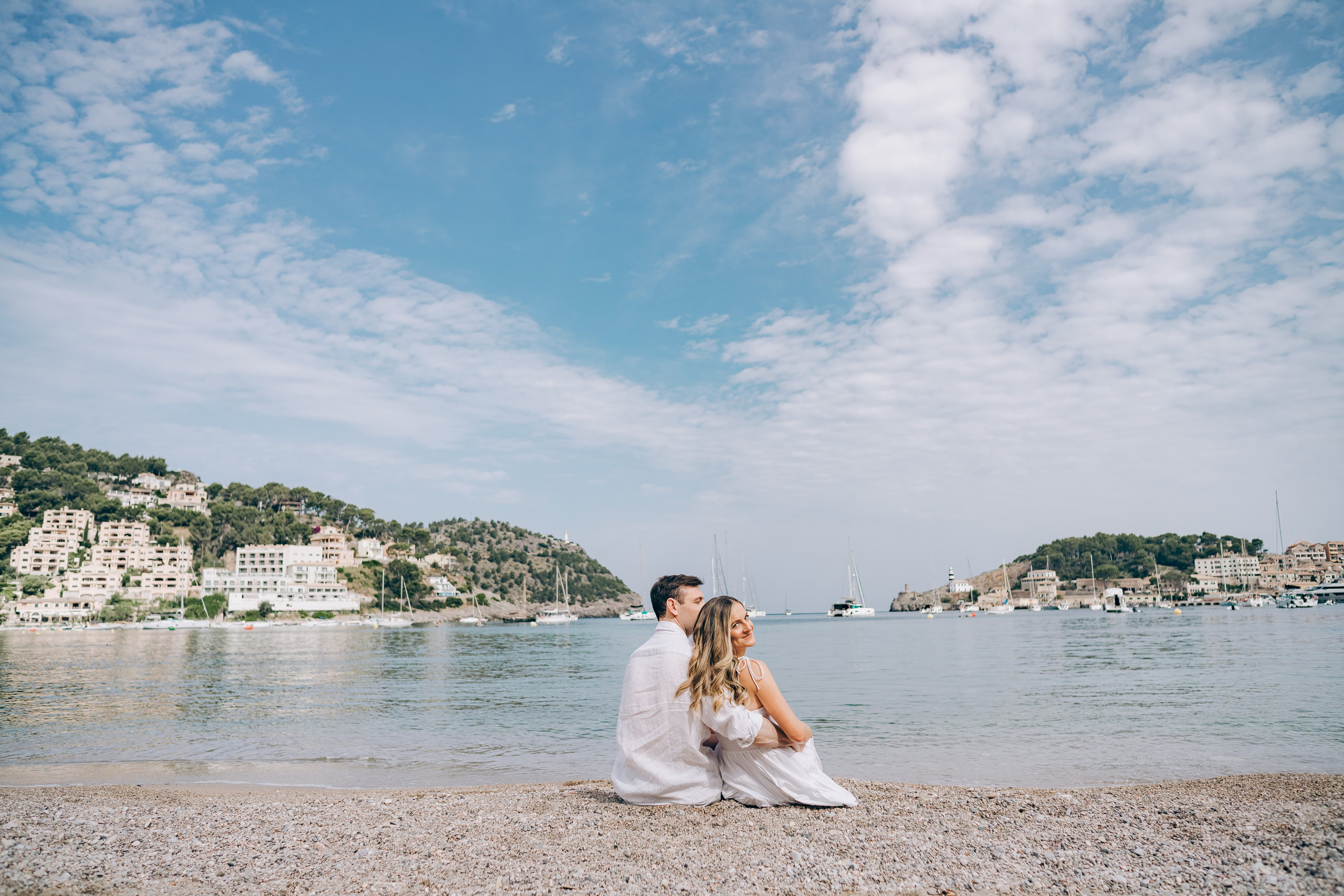 Relaxed Couple Session in Mallorca — Citrus Fields & Seaside. Фотограф у Пальма де Майорка