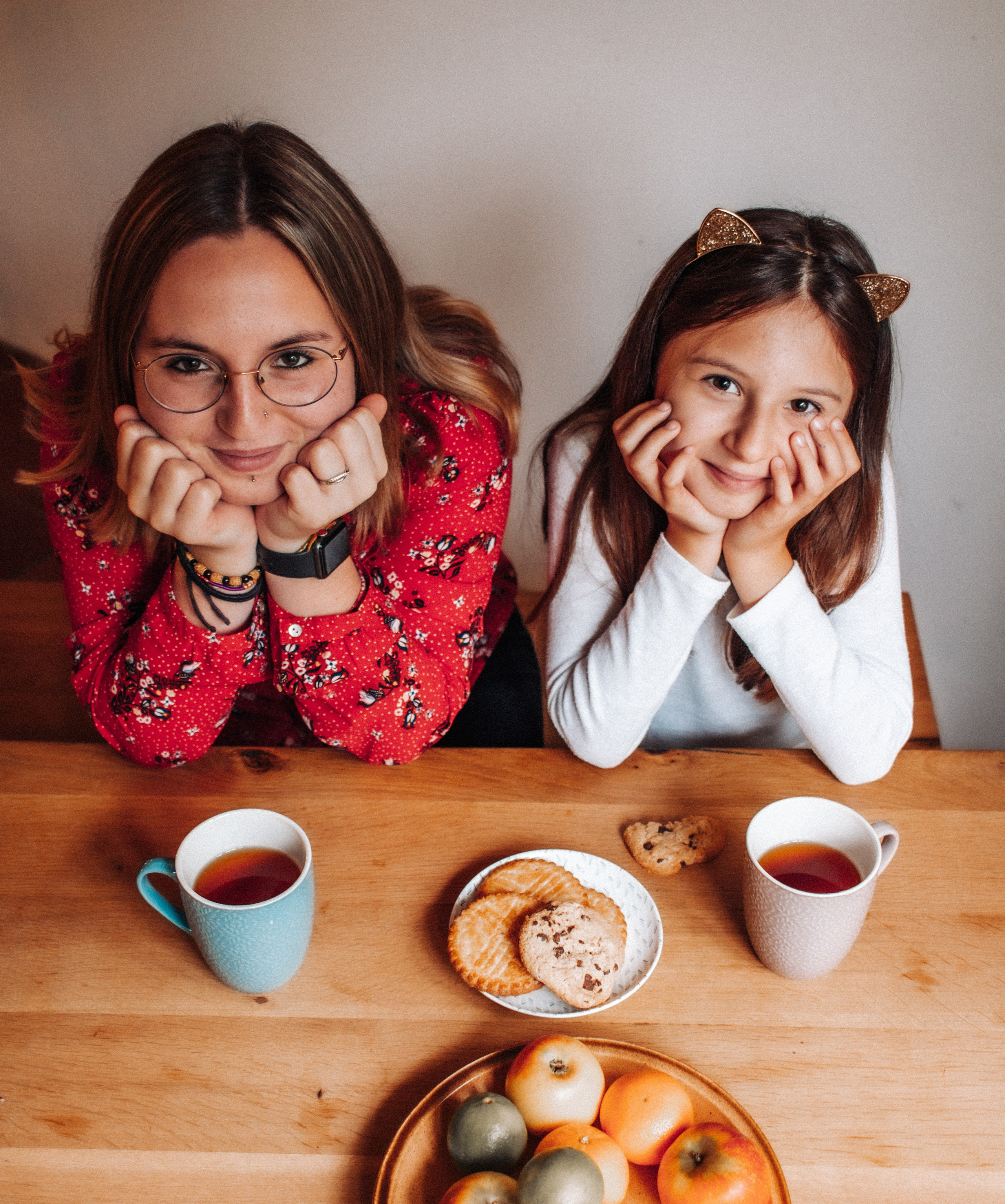 Johanna et sa famille. Studio photo « Partage ton bonheur » – Photographe famille près de Châtellerault, Poitiers et Tours
