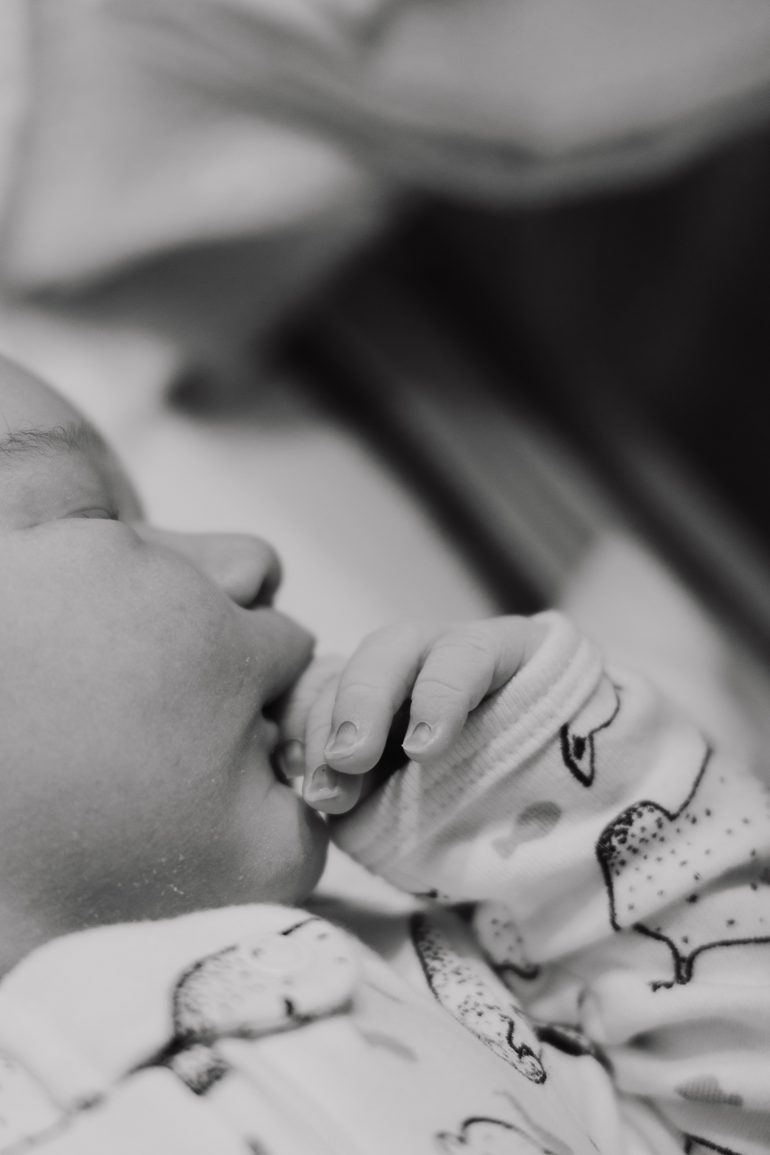 Childbirth. Eikanmedia | Photographer and videographer capturing weddings, families, engagements, pregnancy & newborns | Vancouver, WA | USA