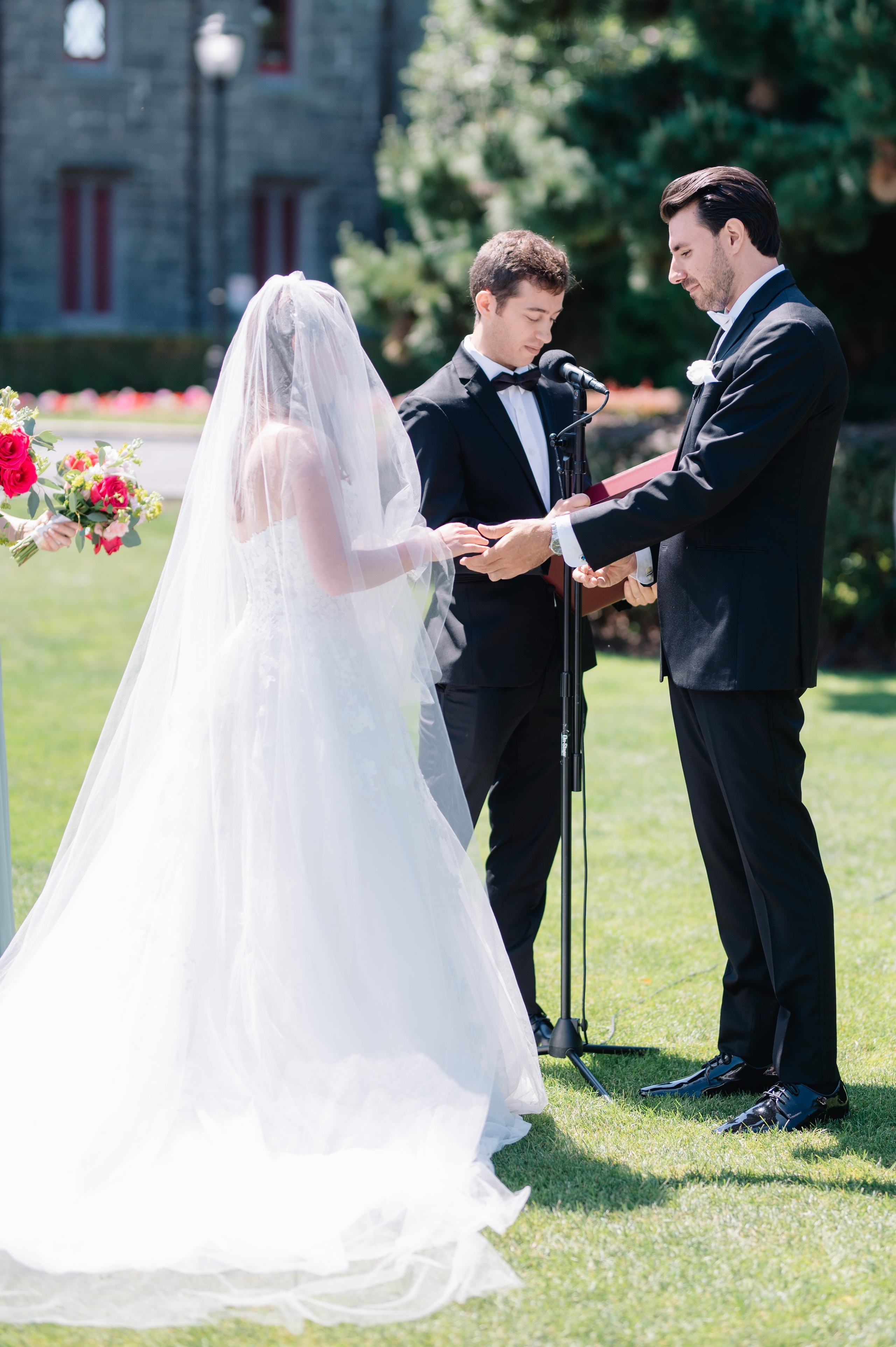 Dave and Lara – Wedding at Whitby Castle, New York