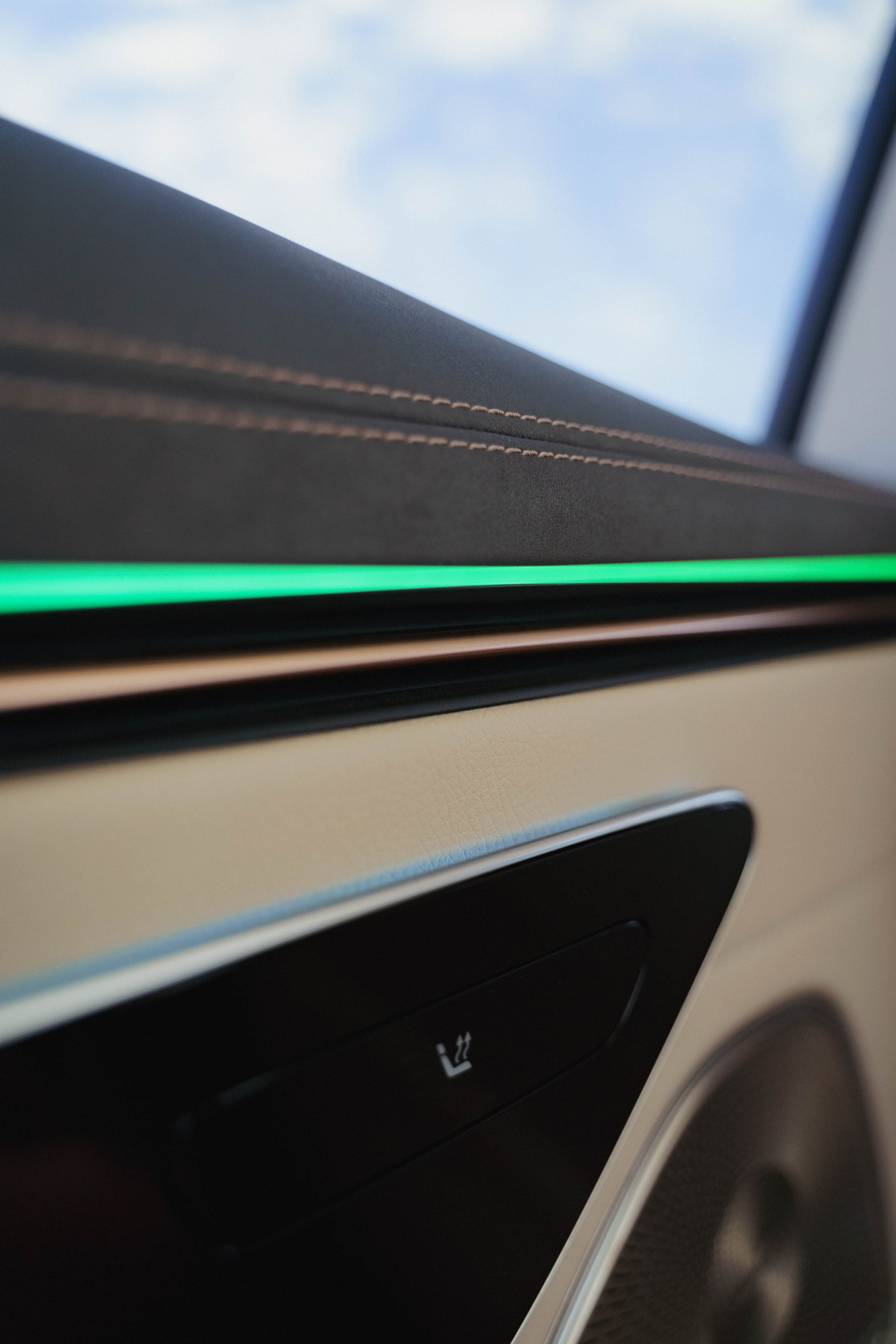 Auto kuca Mikom EV event. Жуков Студио