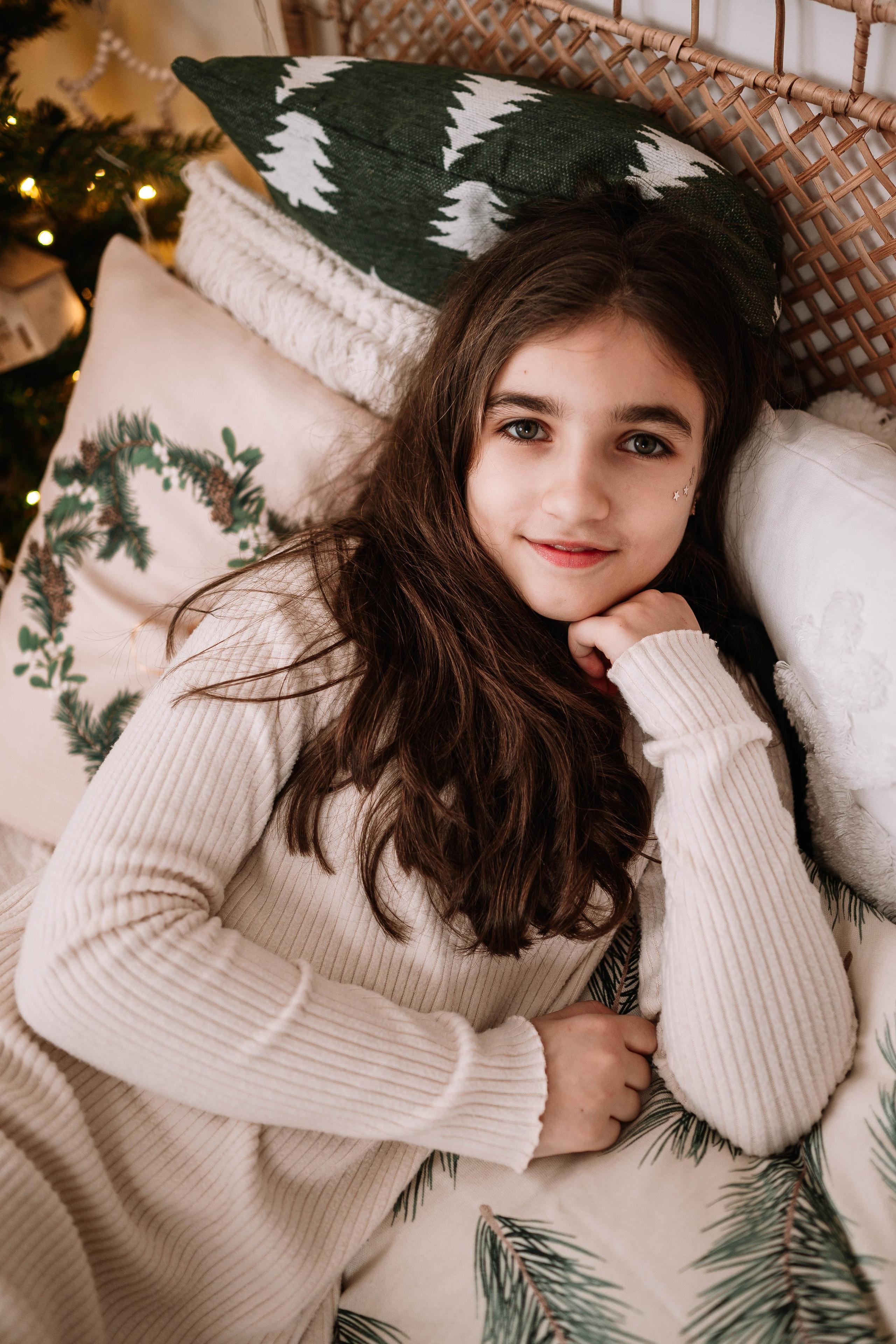 Sara, Vuk, Nevena i Ivan - novogodišnje fotografisanje. Dečiji i porodični fotograf