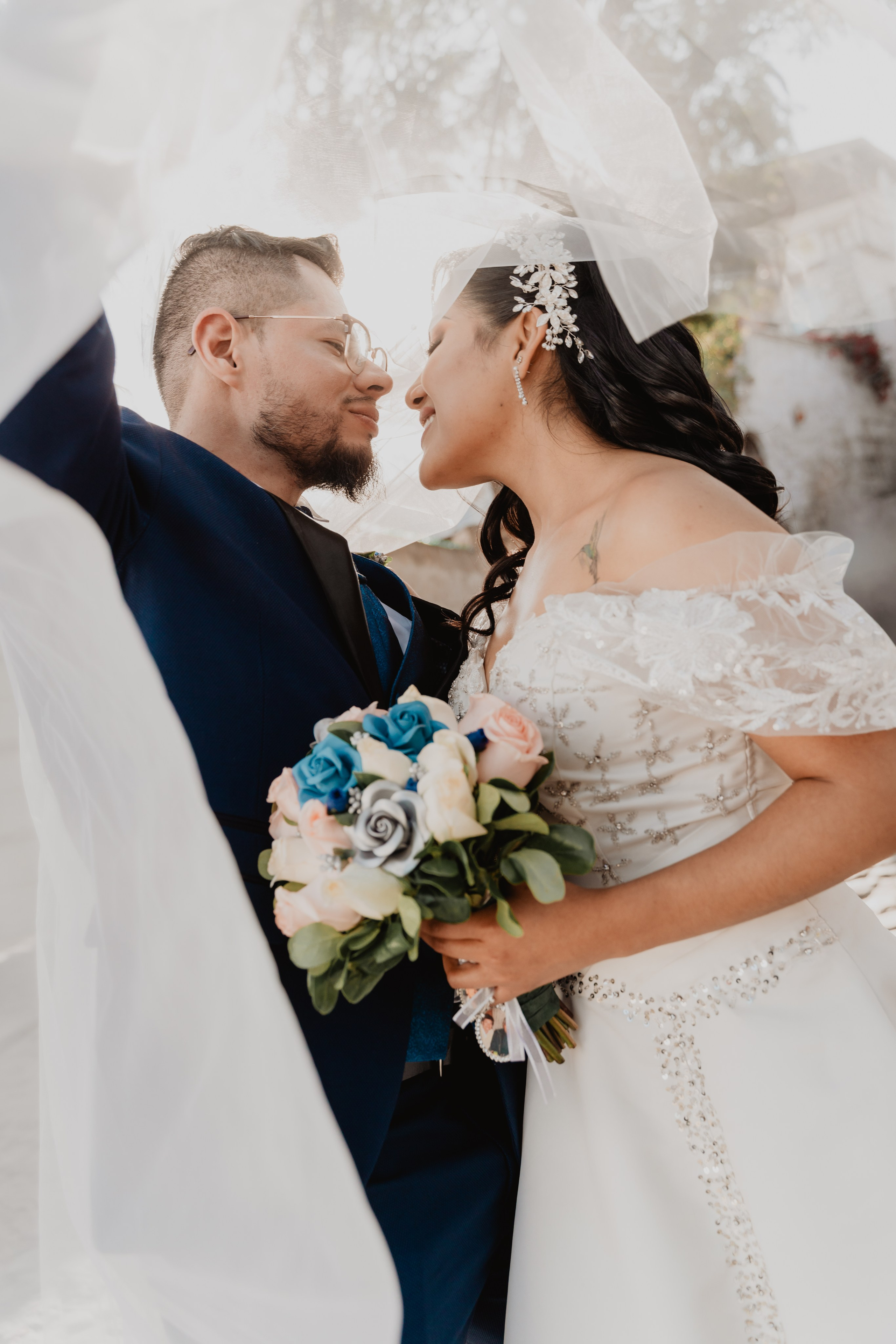 GABRIELA + JORGE | BODA CIVIL RELIGIOSA. Studio KVTA | Fotografía y Video de Bodas en Arequipa